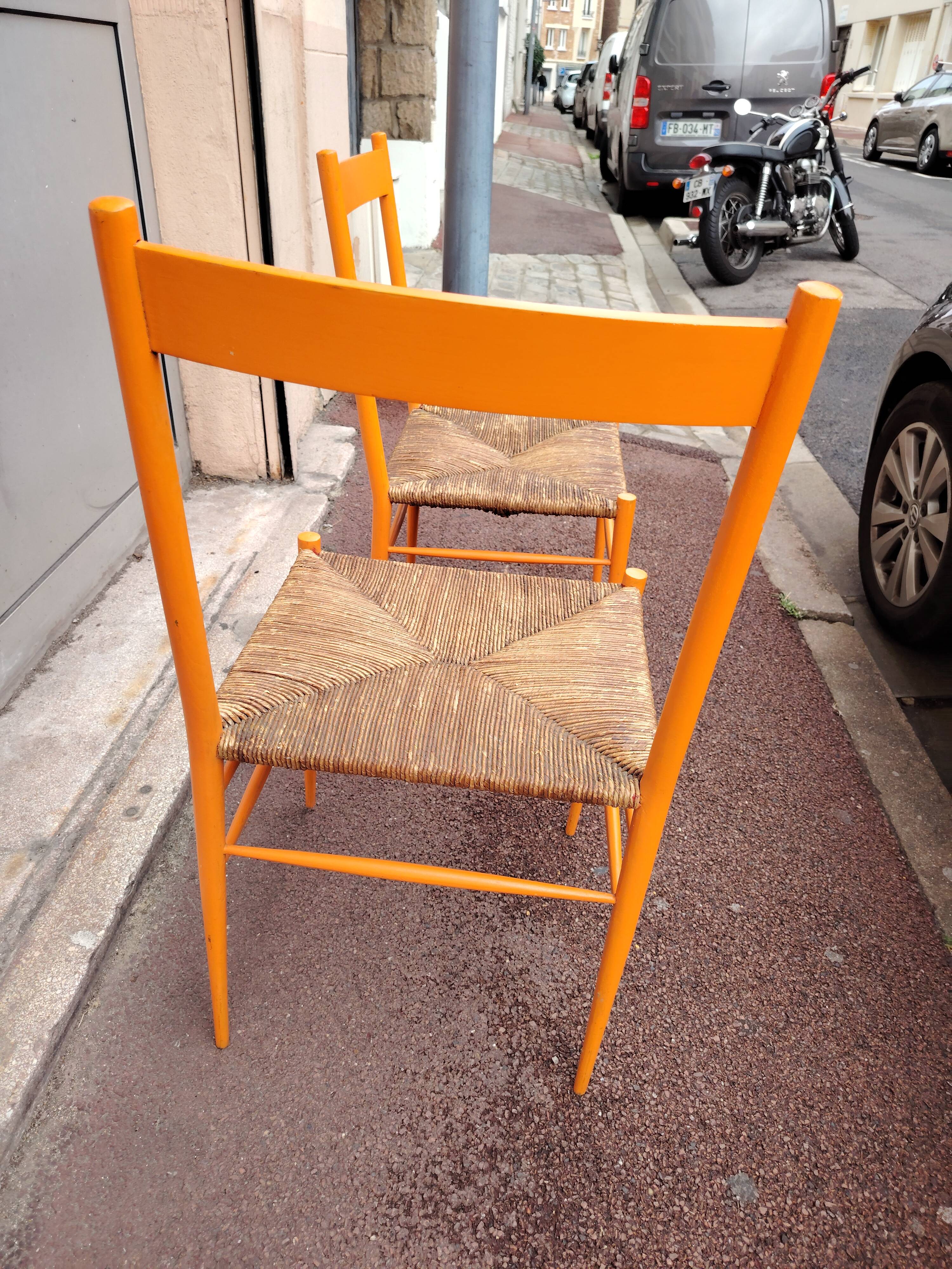Pair of chairs from the 50s and 60s