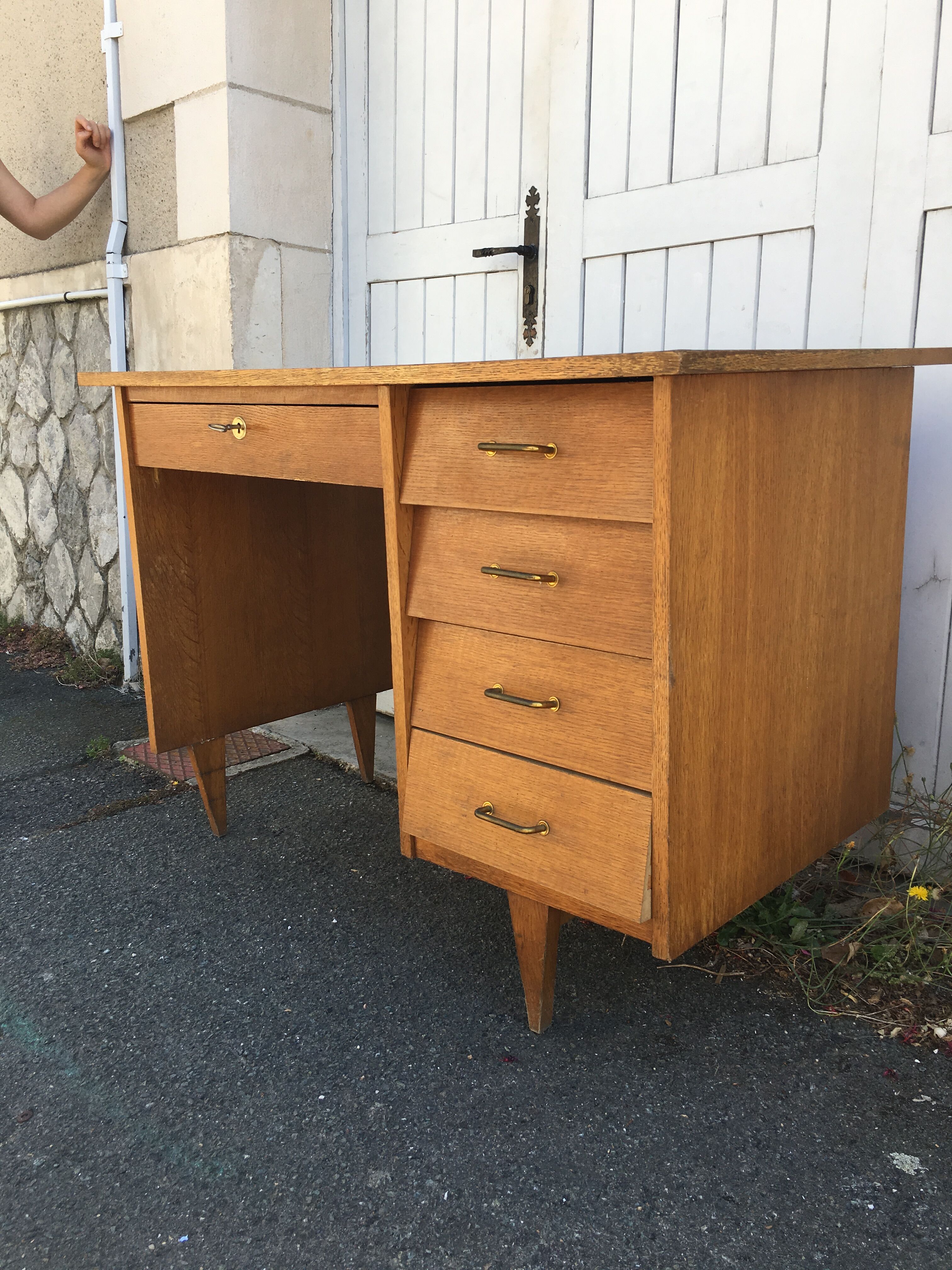Bureau des années 50