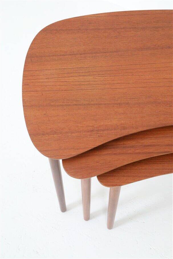 Set of 3 asymmetrical teak nesting tables / side tables / Mid Century Danish Modern Design / 1950s / 1960s