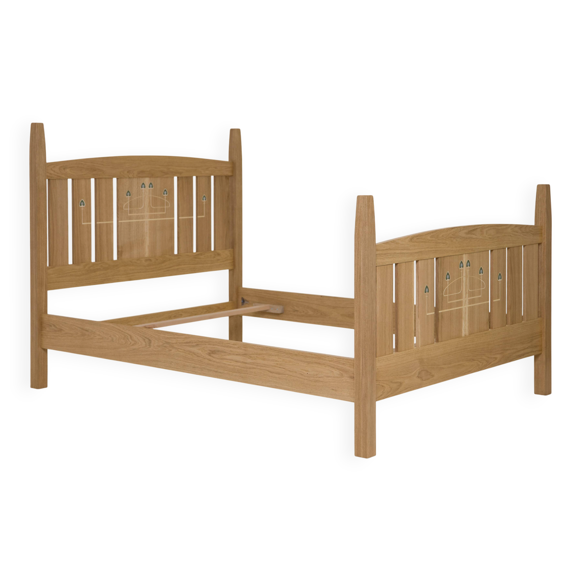Double bed in solid oak