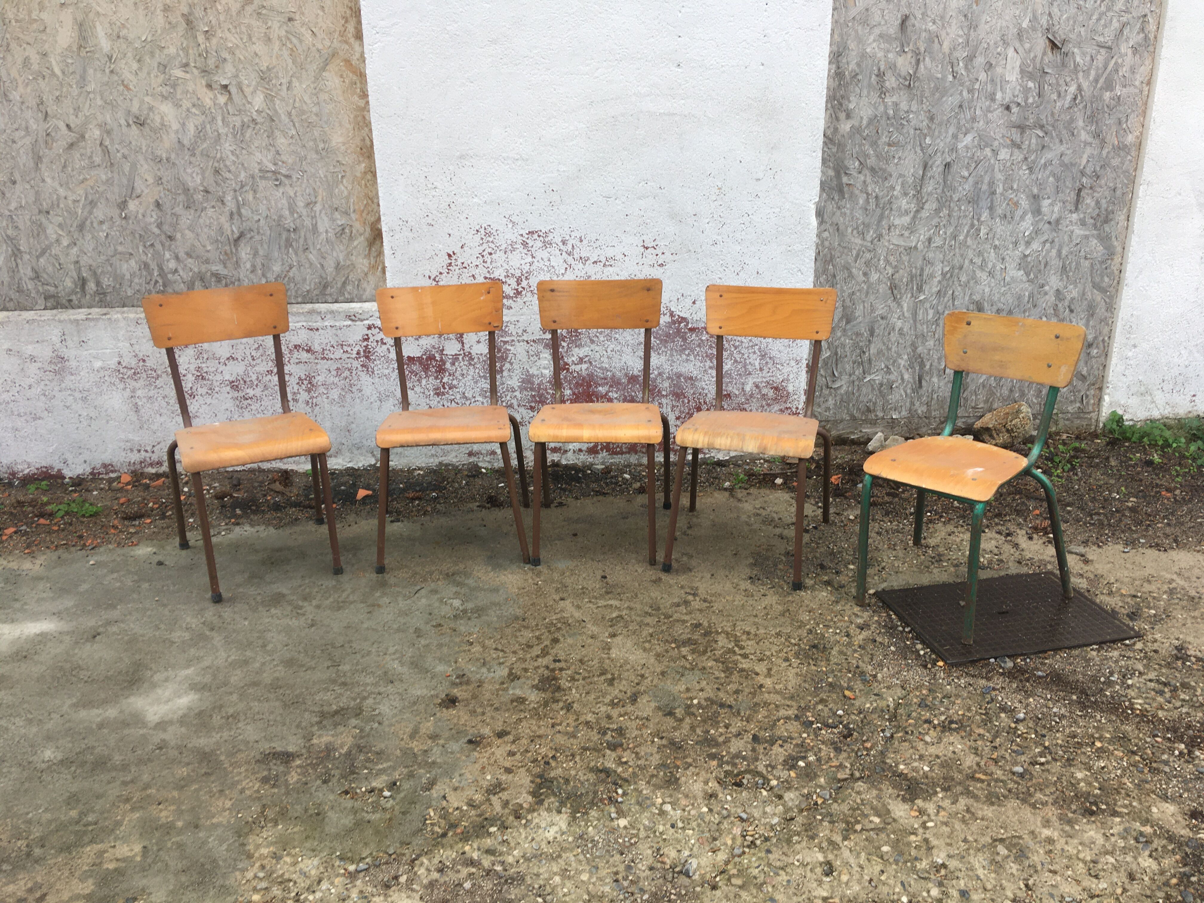Old vintage school chairs Mullca 511