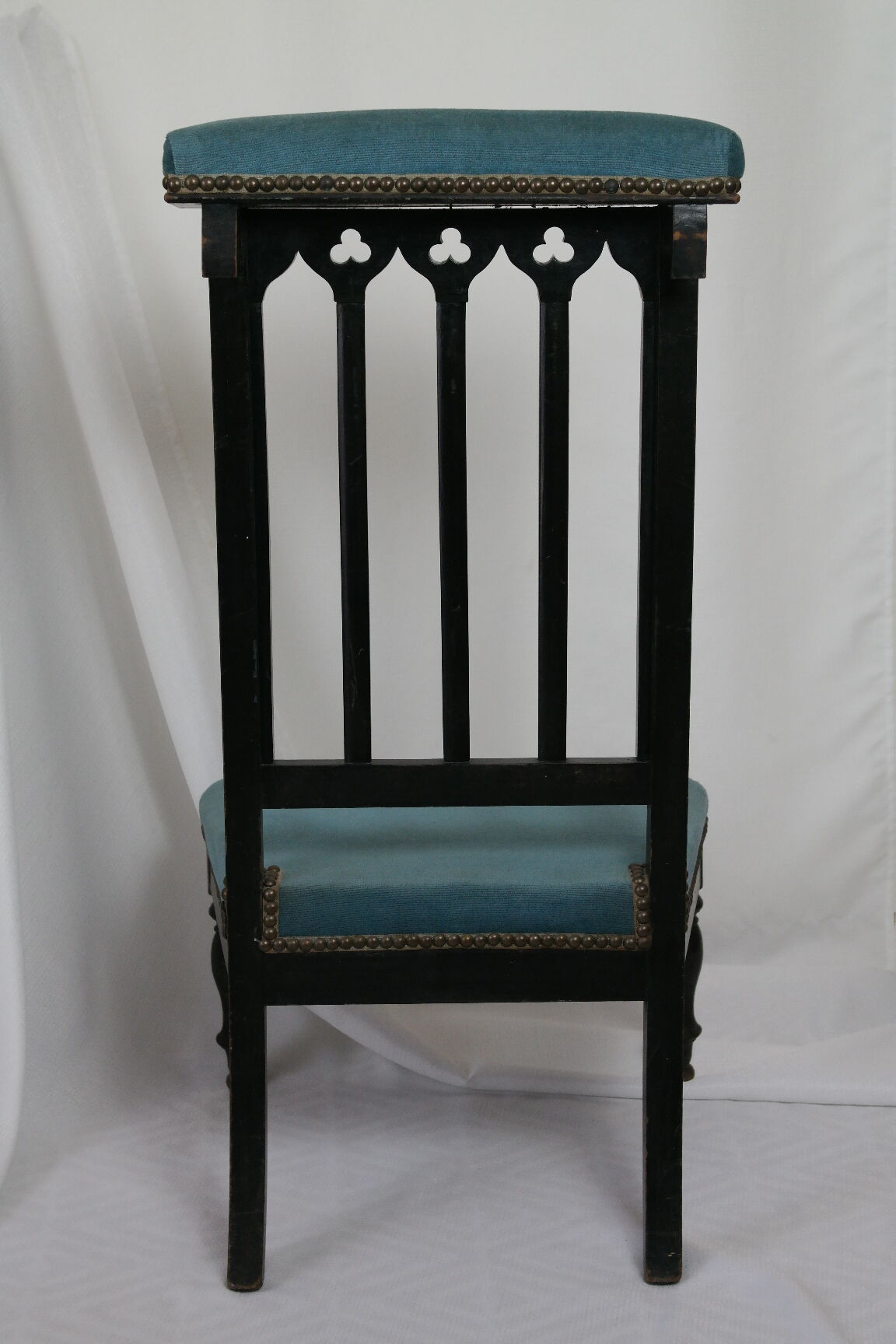 Chair prie-dieu style Napoleon III blackened wood openwork velvet blue