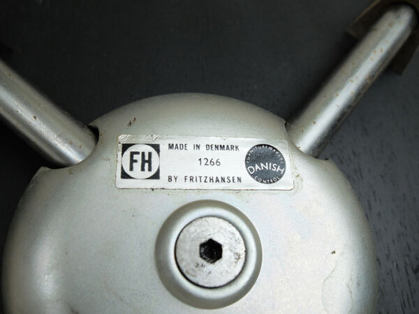 Chaise 3107 série papillon Arne Jacobsen pour Fritz Hansen, 1966