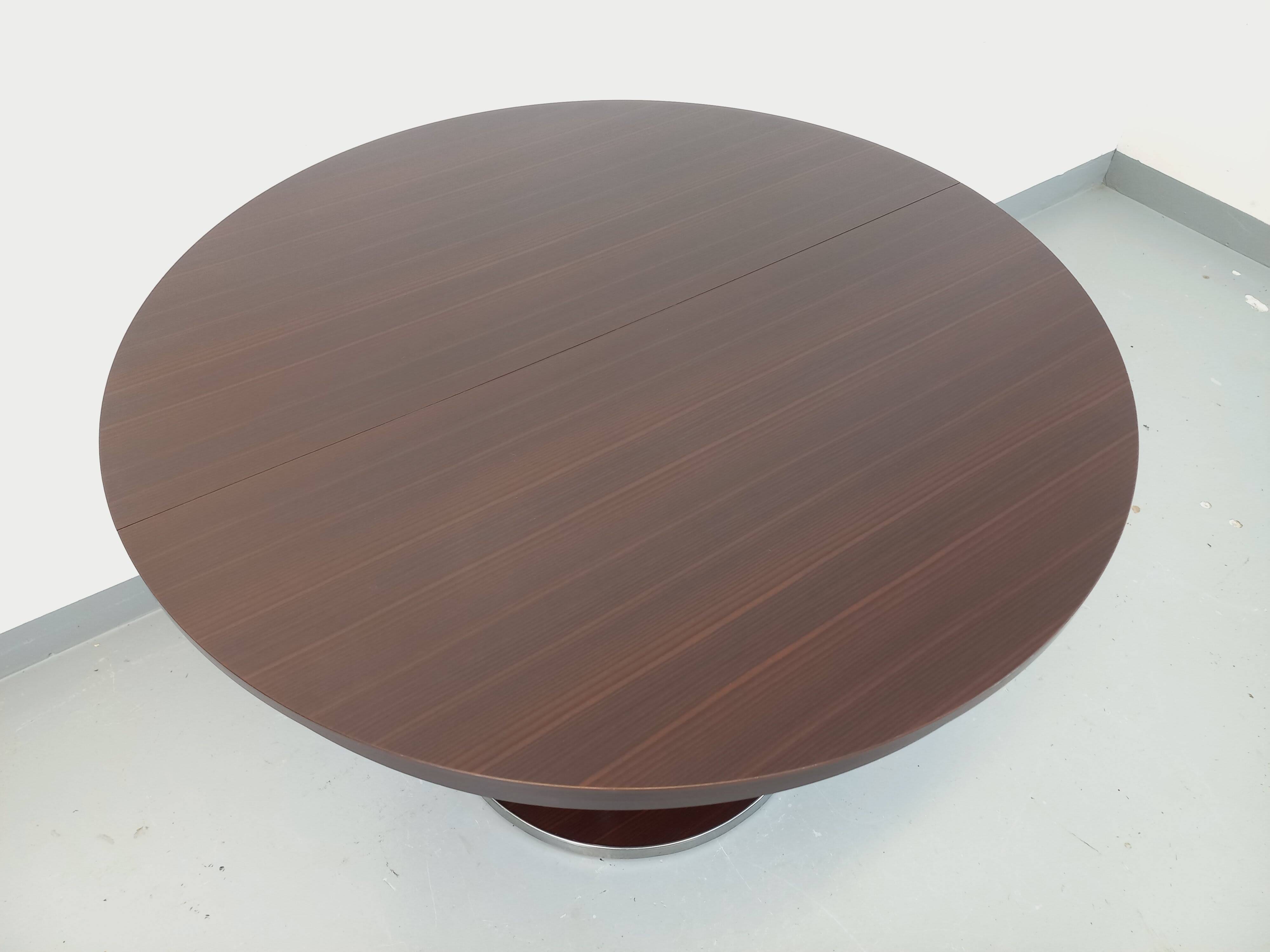 Table ronde de repas vintage en bois d’ébène et métal chromé Space Age
