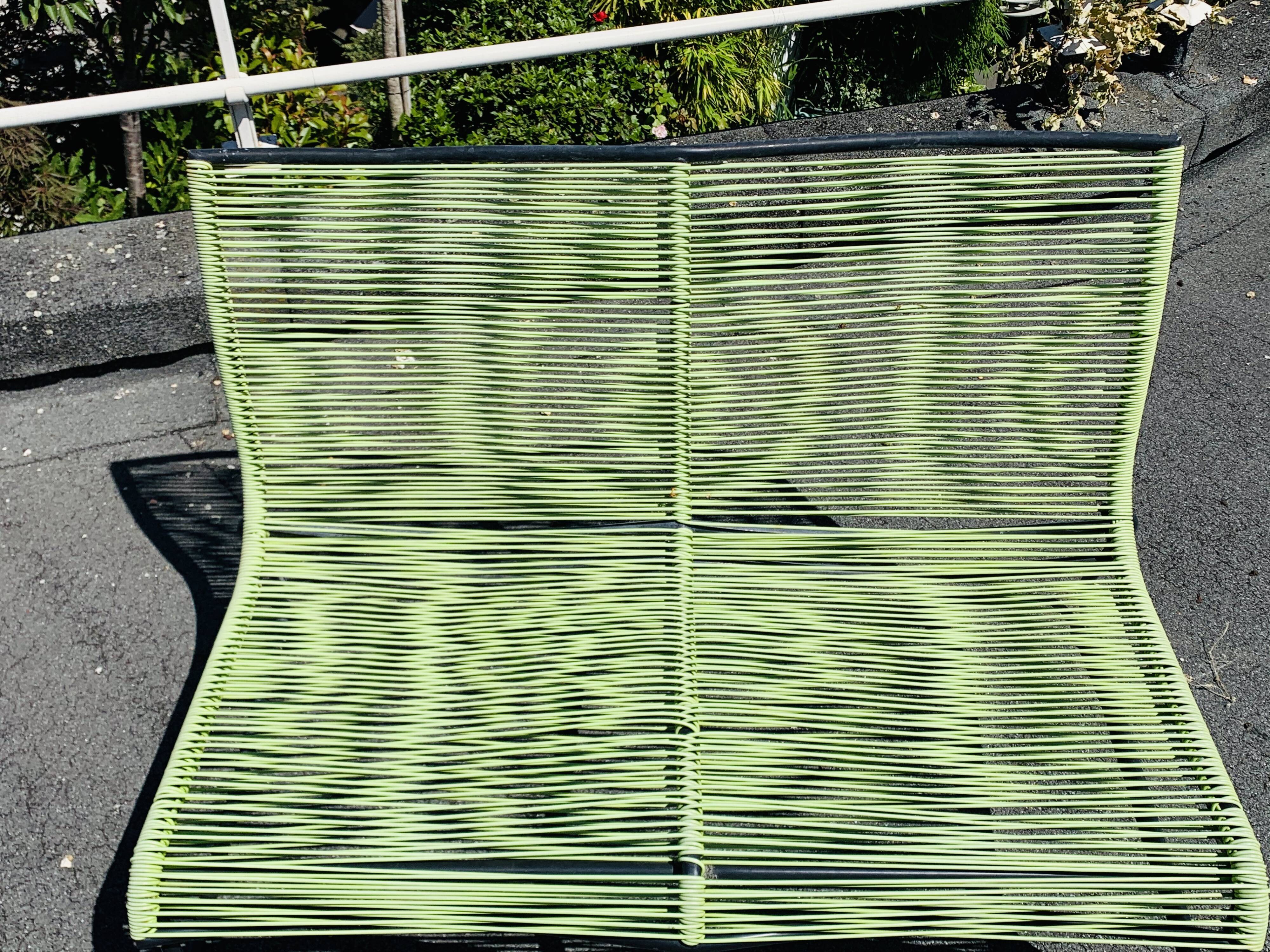 Canapé tressé vert fluo