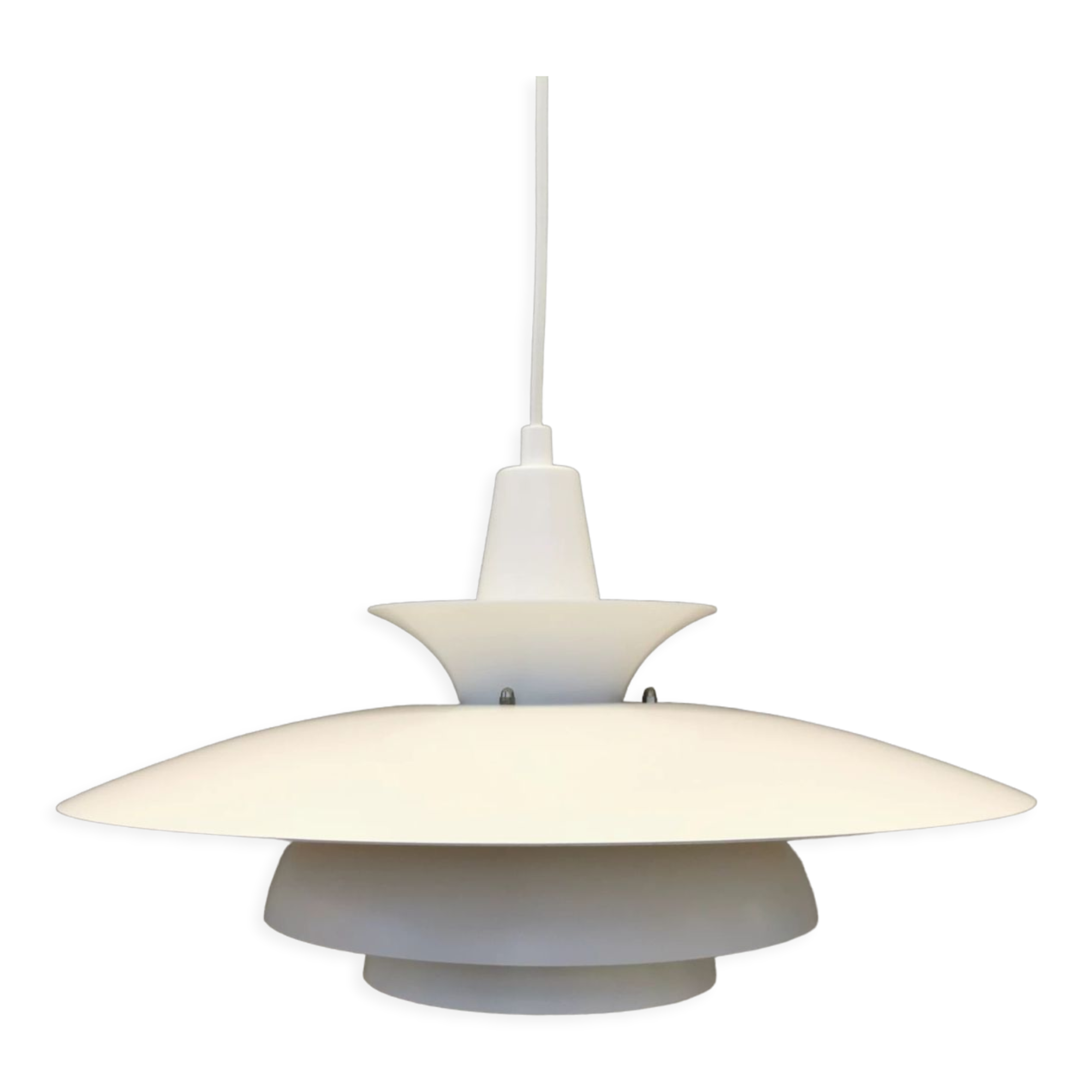 Classic danish designed hanging lamp from the 80s, in white lacquered metal