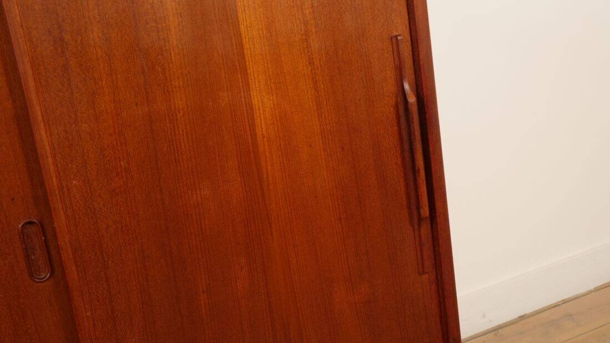 Vintage highboard | Wall cabinet | Teak | 154 cm