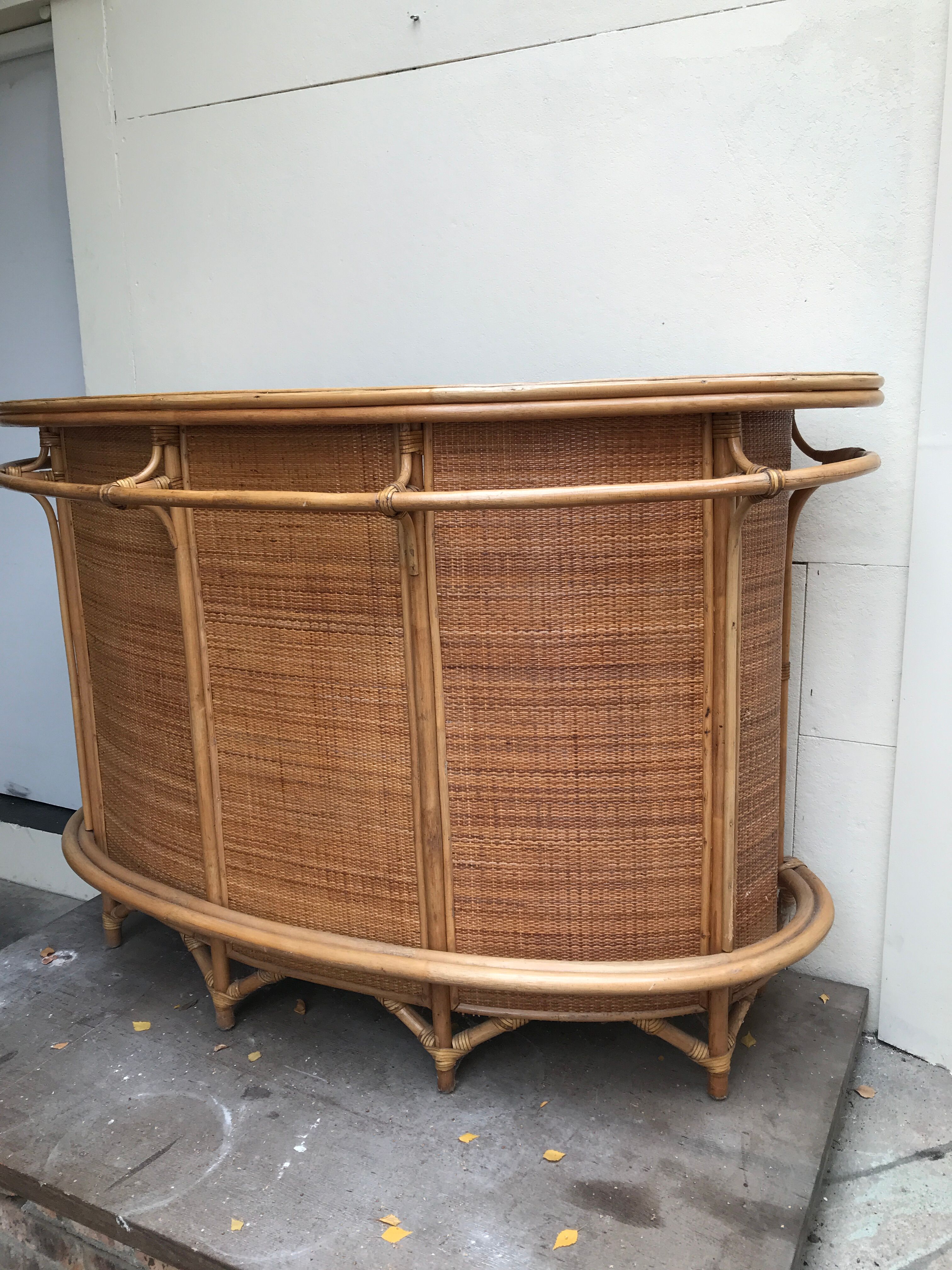 Vintage rattan bar