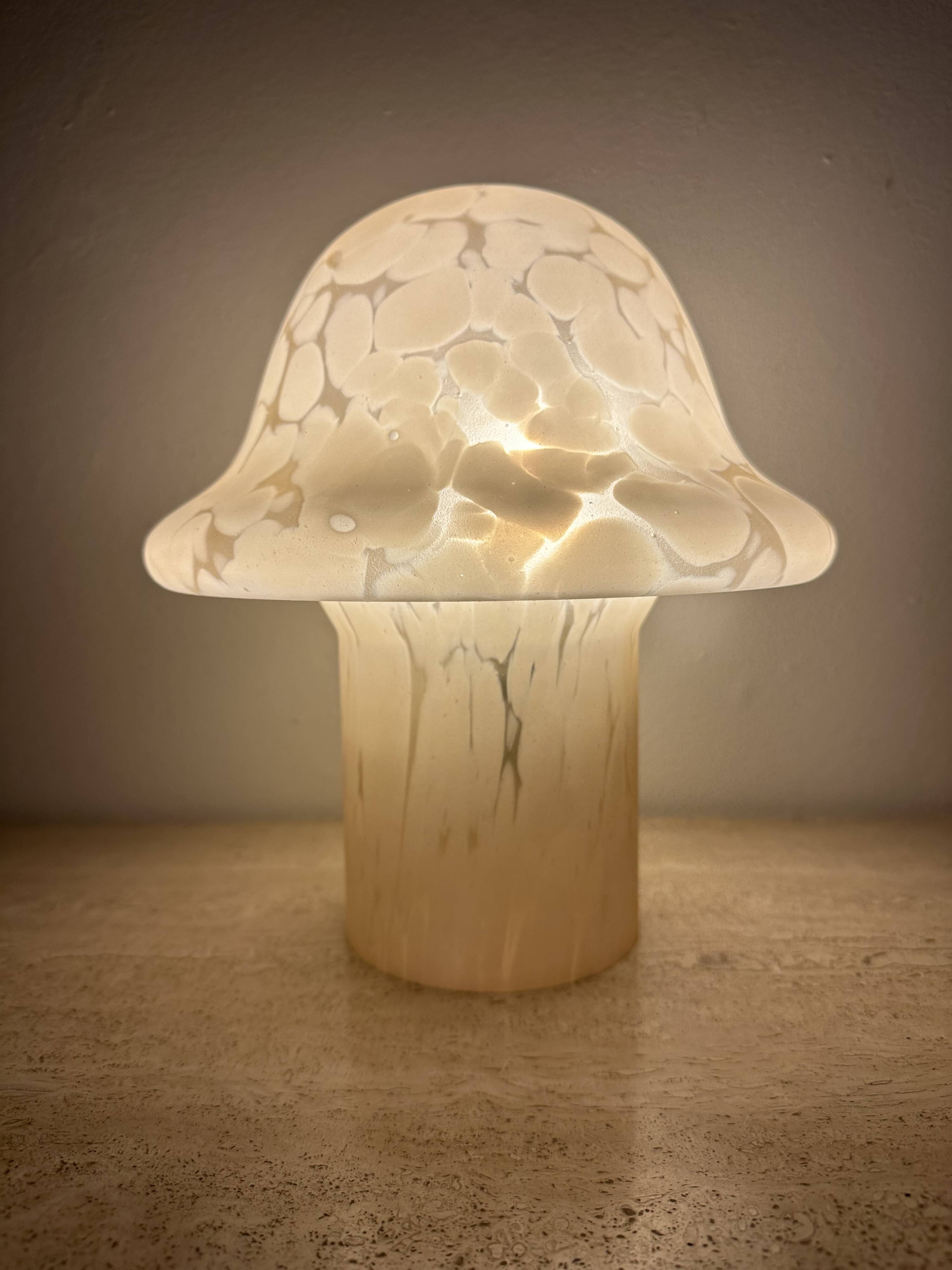 Lampe de table Peil & Putzler Mushroom, années 1970