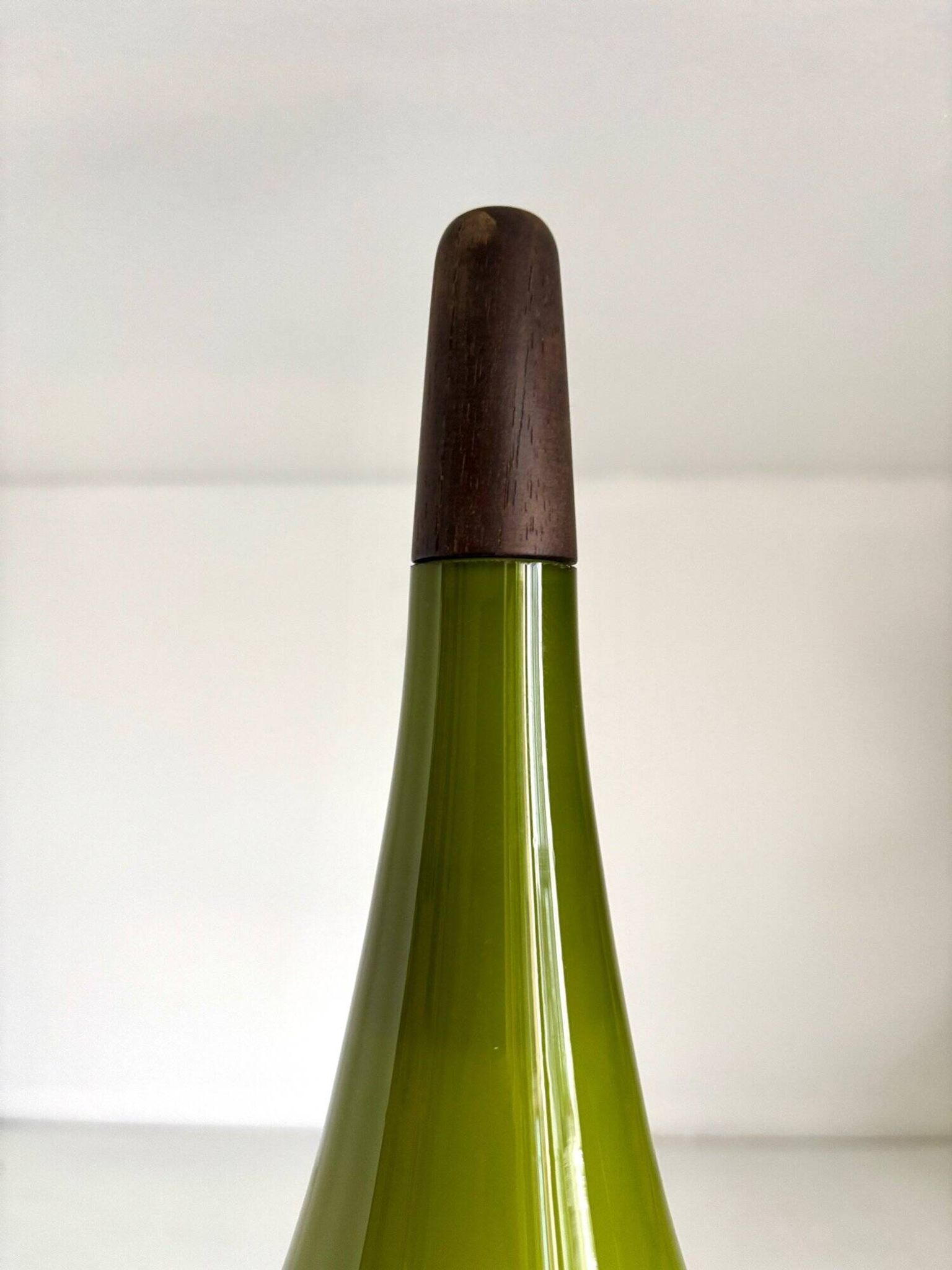 Suspension scandinave en opaline verte et teck