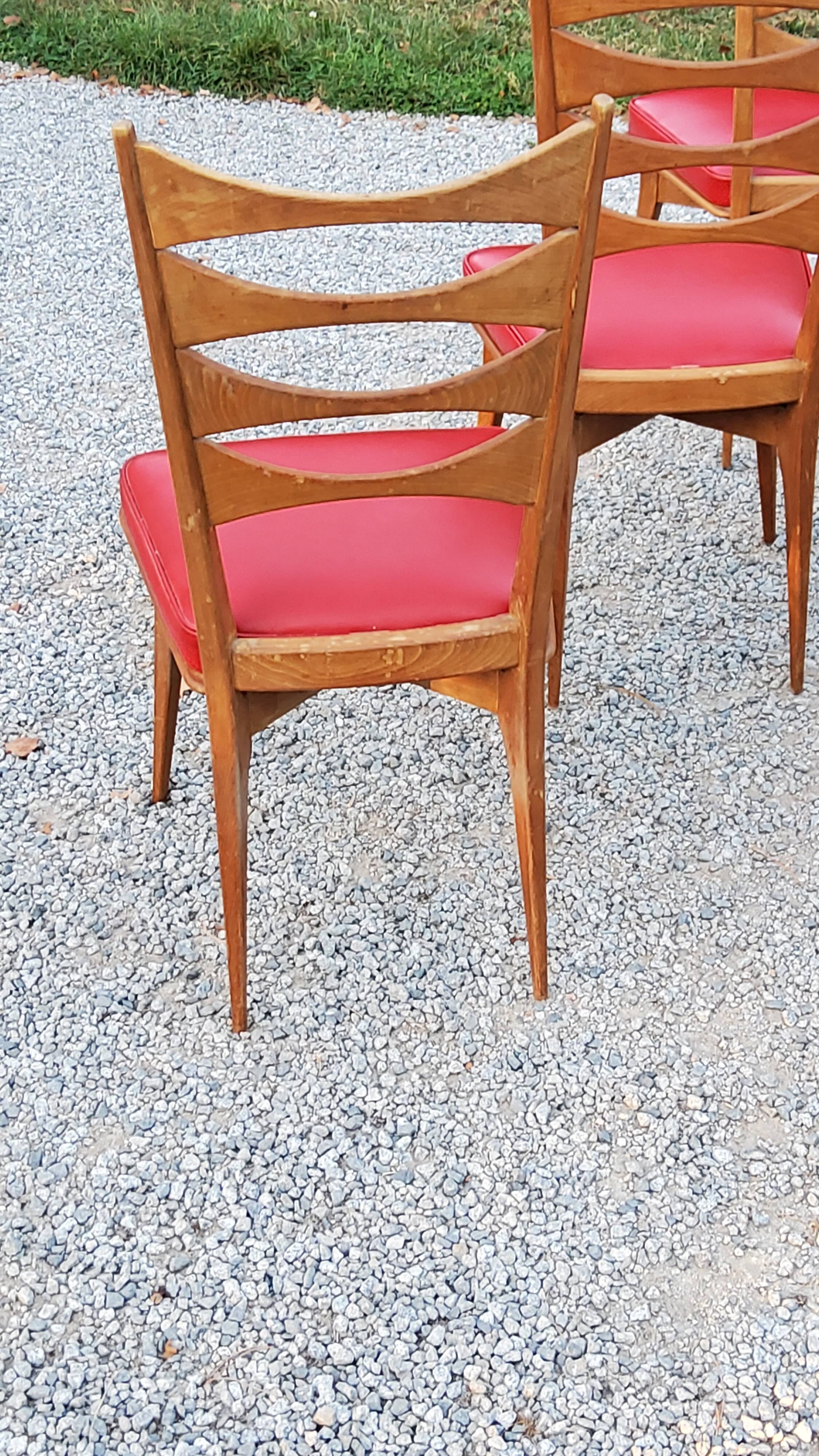 Set of 6 vintage Scandinavian style chairs from the 50s
