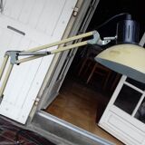 Desk lamp