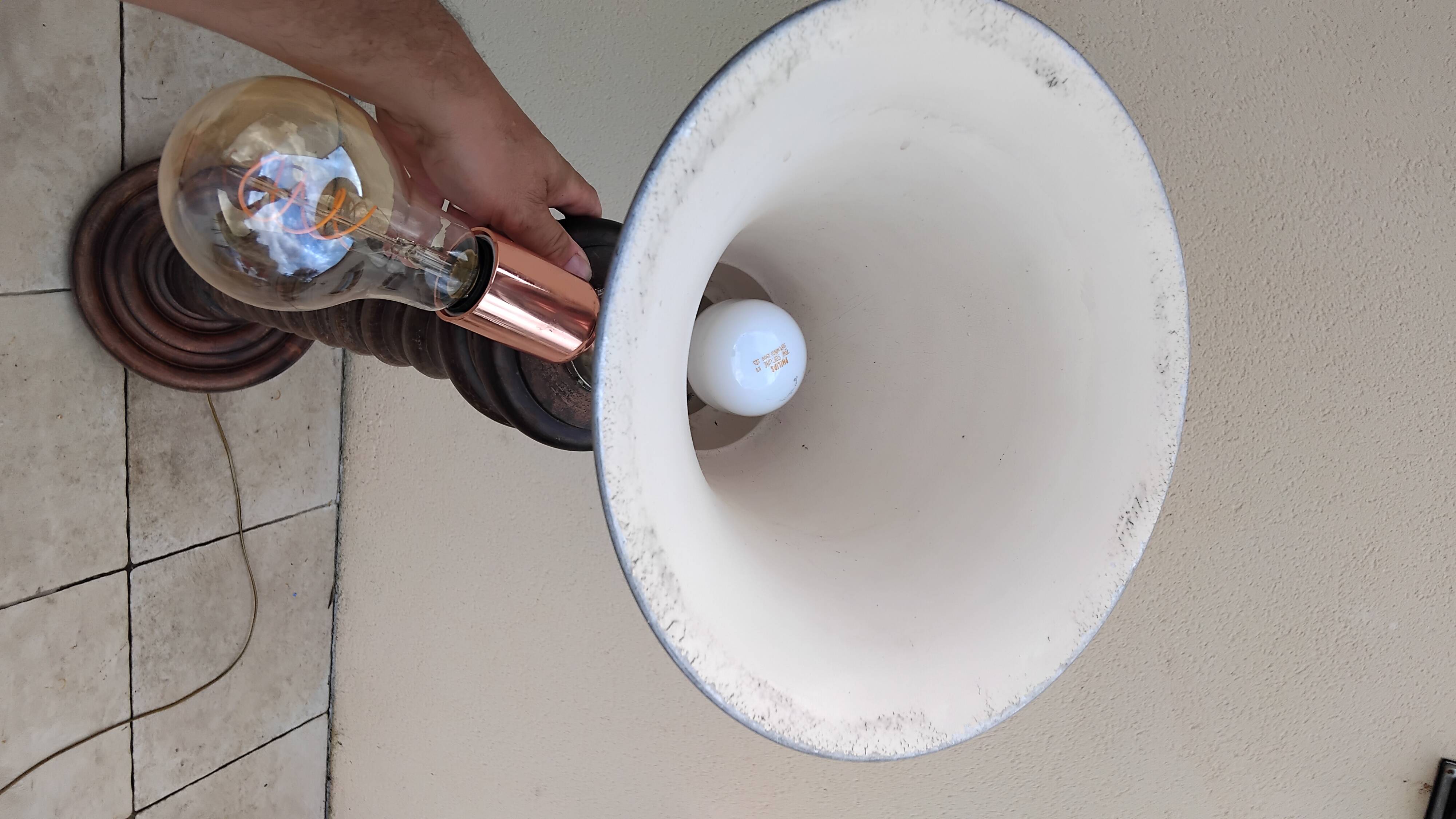 Vintage art deco design floor lamp in the style of Charles Dudouyt