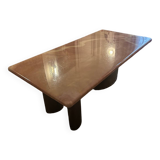 Resin dining table