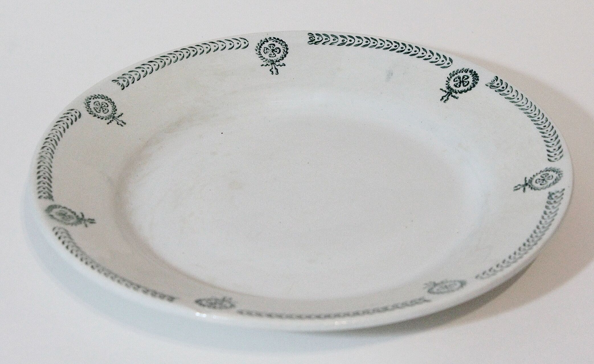 Lot de 4 assiettes faïencerie de Castres