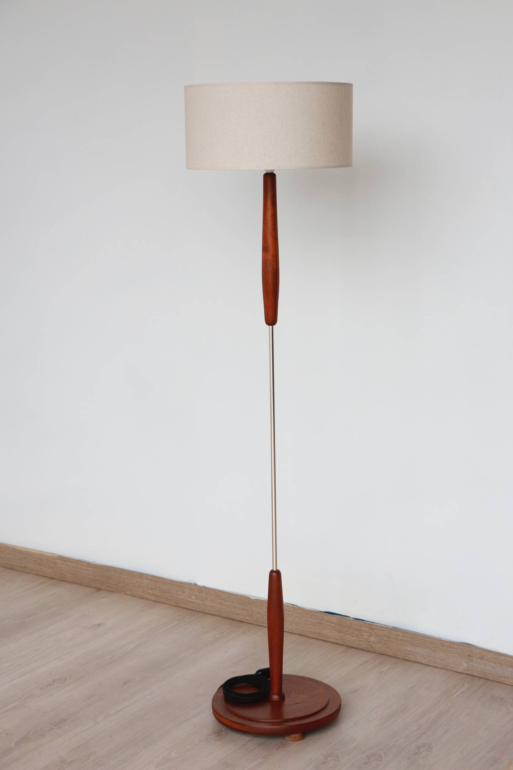 Vintage Scandinavian lamp in teak/chromed metal/cotton