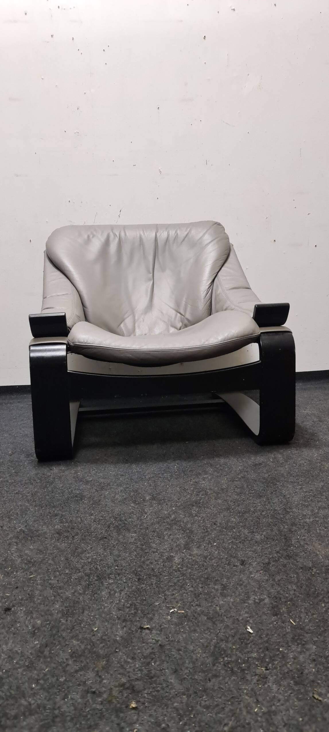 Scandanavian club chair attributed to Ake Fribytter for Nelo mobel