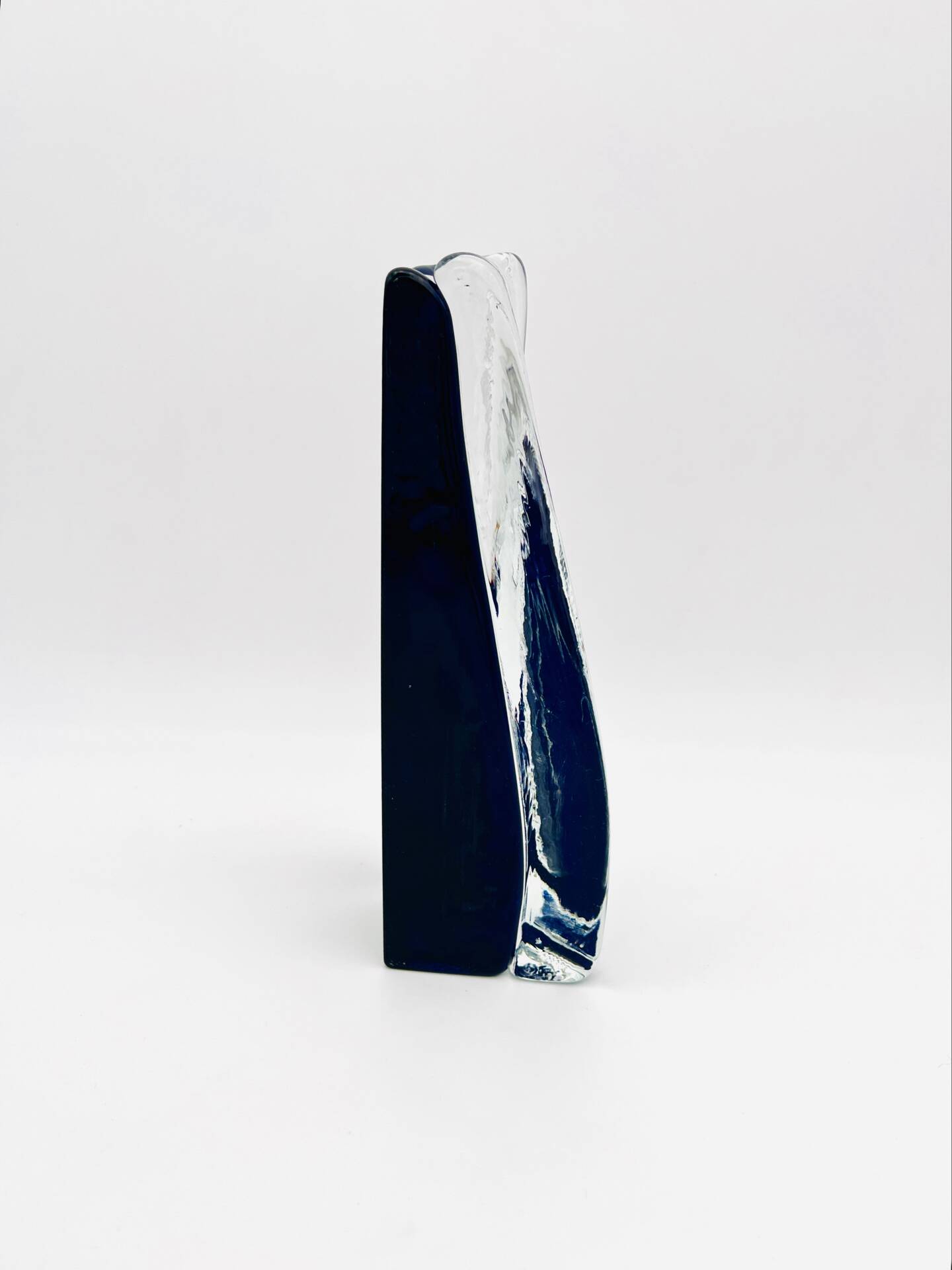 Vase Sculptural Sommerso - Václav Hanuš - Design Tchécoslovaque 60s