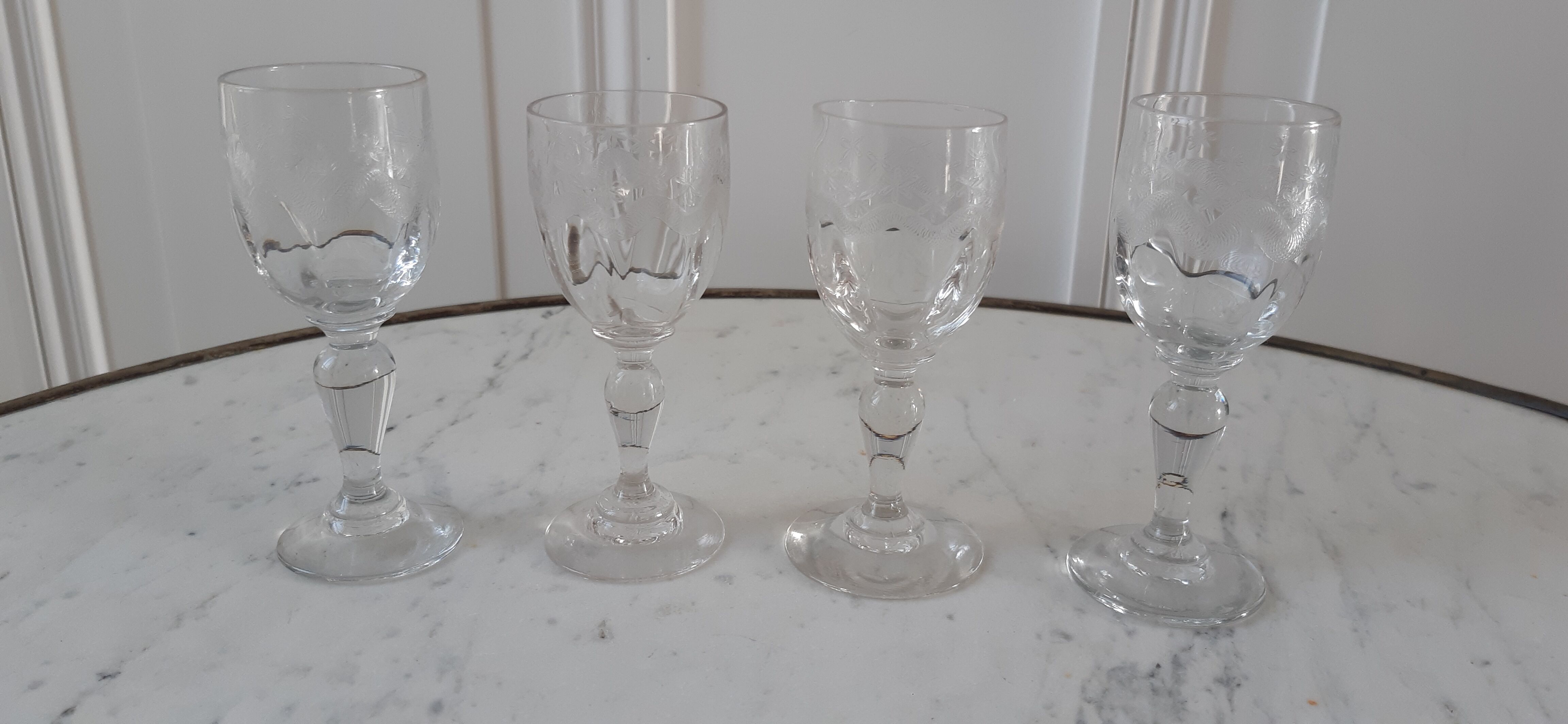 Set of 4 small shot glasses molded glass early twentieth century