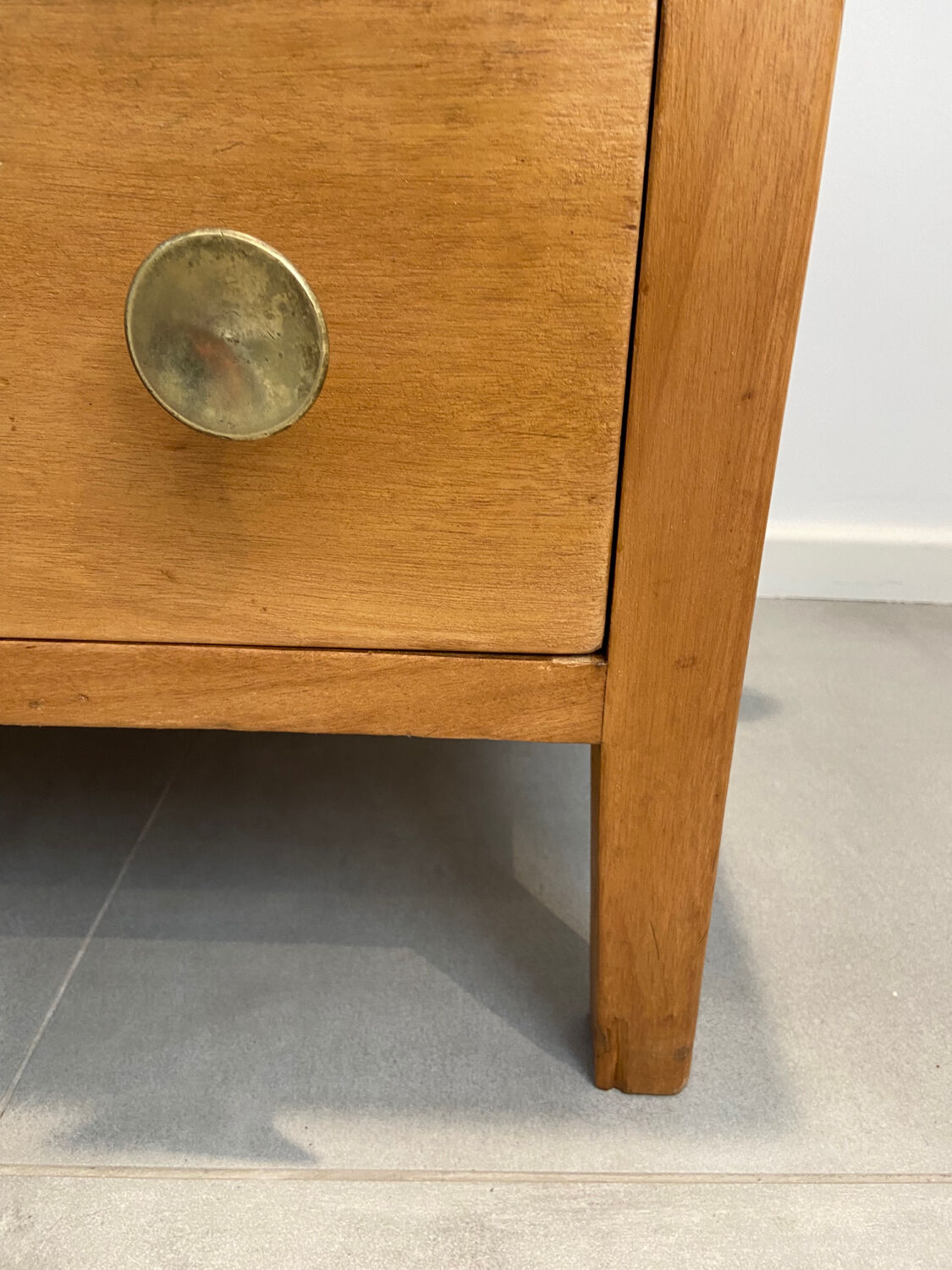 Antique chest of drawers