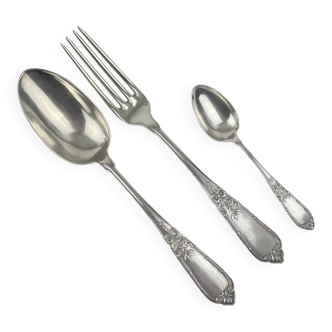 Three piece cutlery with bow in sterling silver