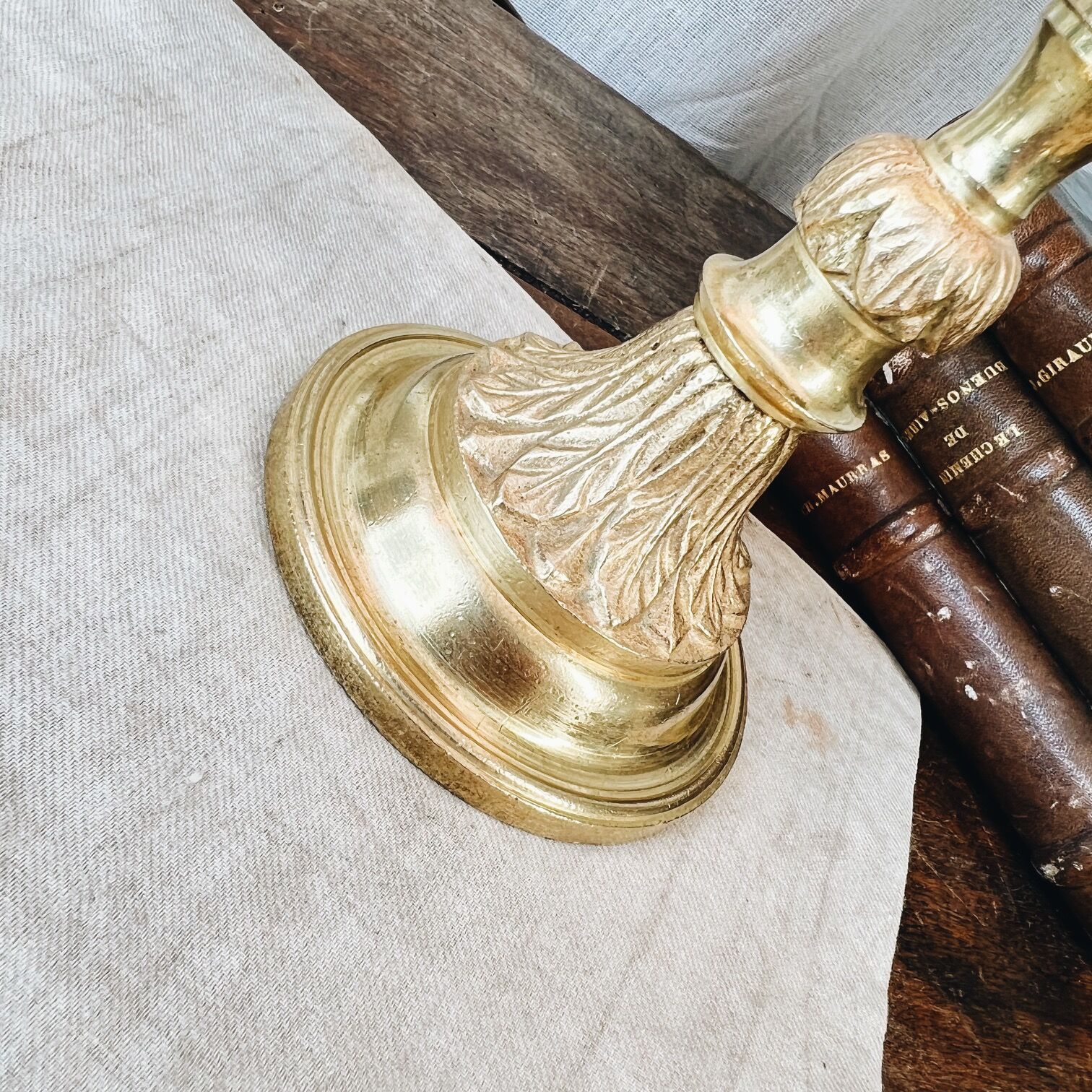 Duo de lampes romantiques en bronze