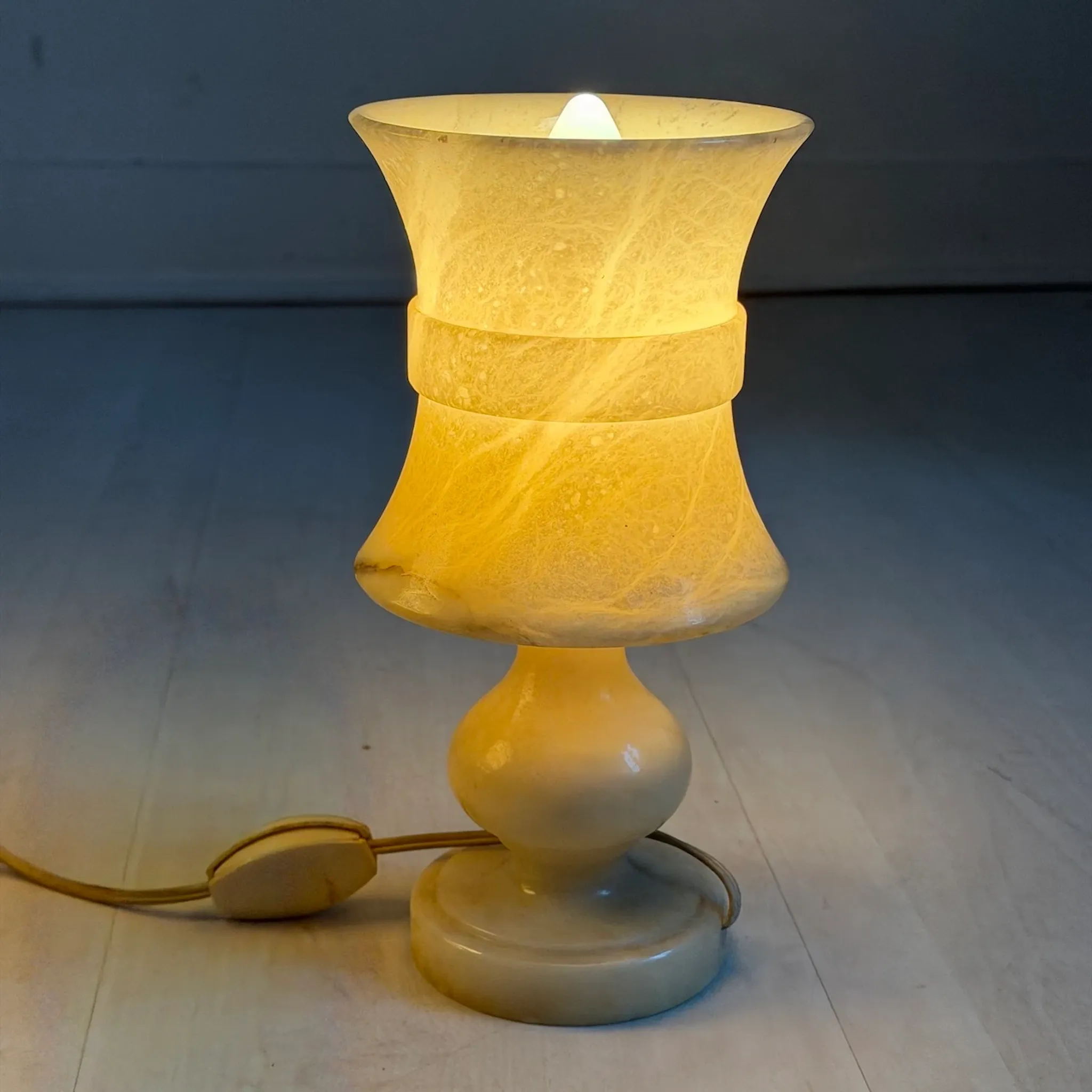 Pair of vintage alabaster lamps from the 1960s.
