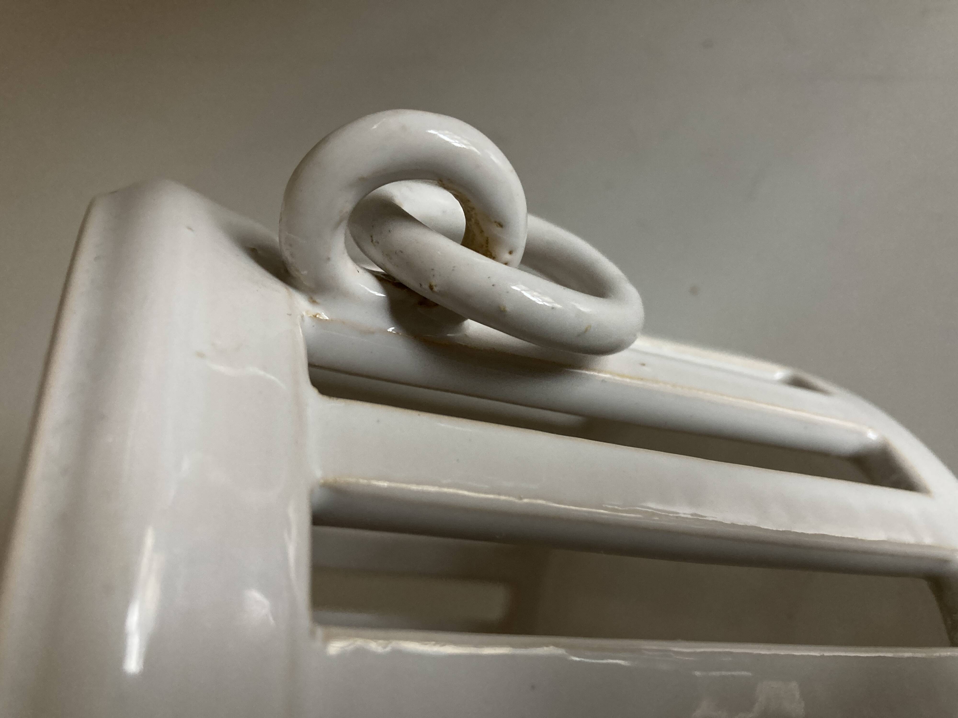 Cache pot directoire néo classique Moustier blanc 1950