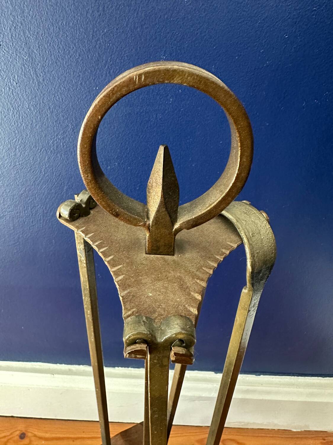 Brutalist fireplace men, 1970