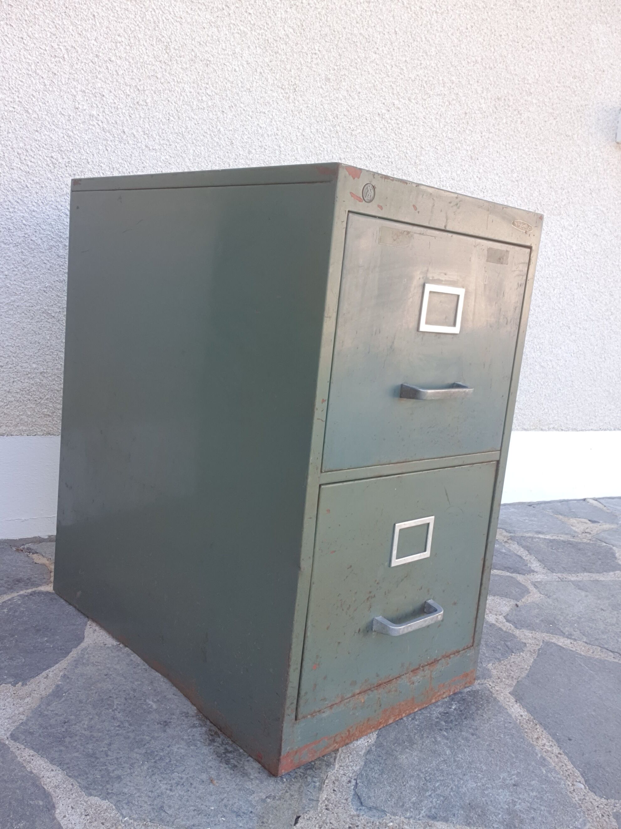 Strafor office furniture