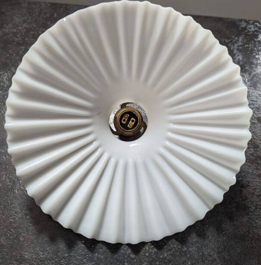 Old hanging lamp in white pleated/draped opaline Art Deco 1930 Ø 24 cm
