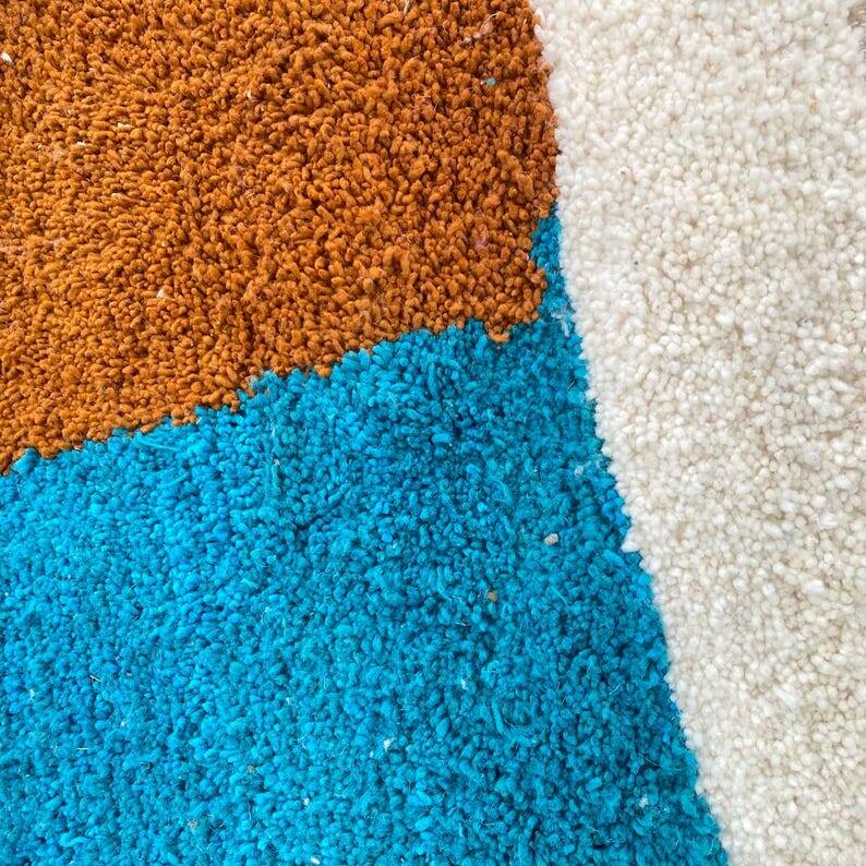 Traditional Berber rug, size 140 x 260 cm