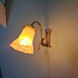 Art Nouveau wall light in bronze and satin glass, 1910s