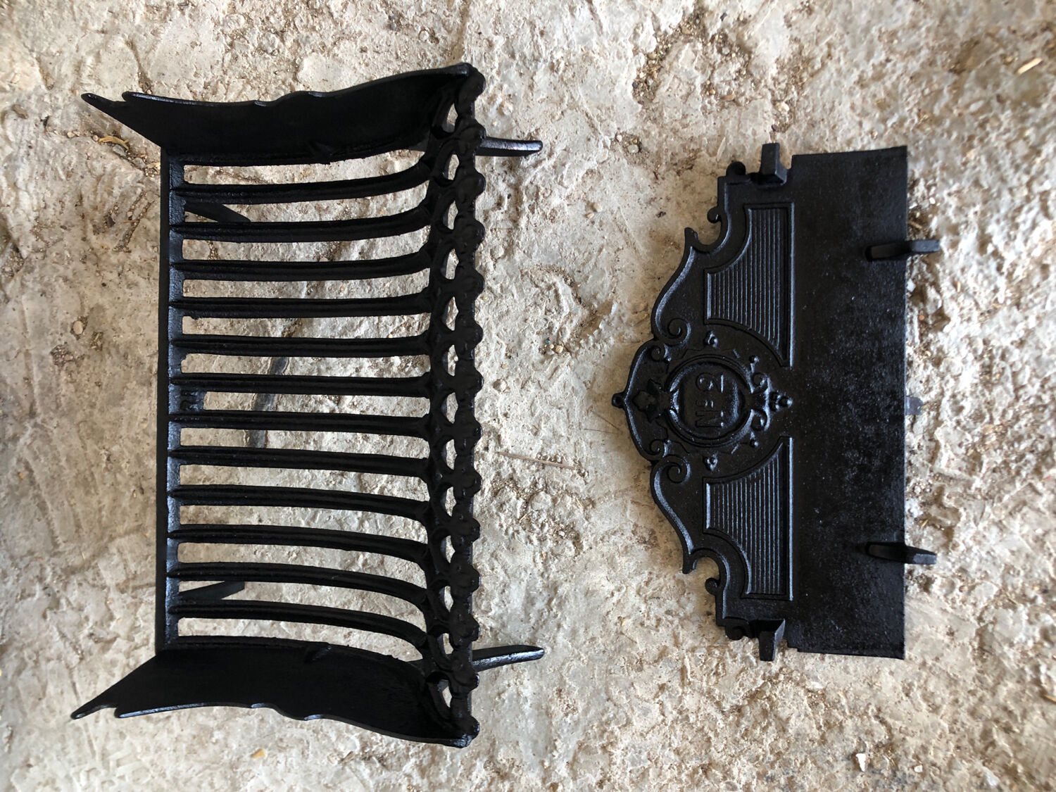 Old fireplace fireplace cast iron removable plate