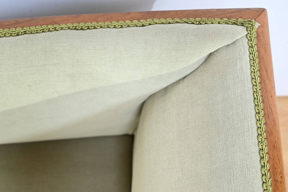 Meridian with a Solid Walnut Frame, Restoration Period – Early 19th Century