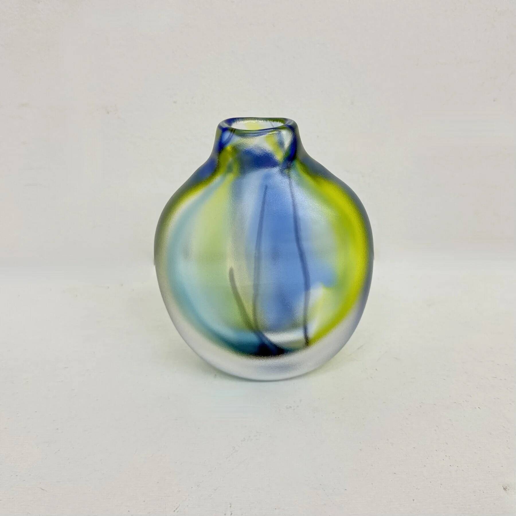 Kosta Boda glass vase Royal Art Collection by Göran Wärff for Kosta Boda Sweden