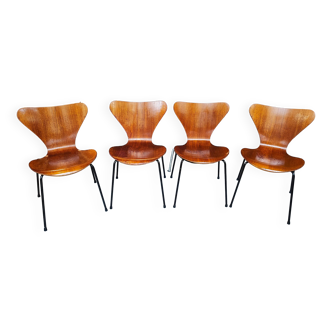 4 chaises Butterfly 3107 Arne Jacobsen 1971