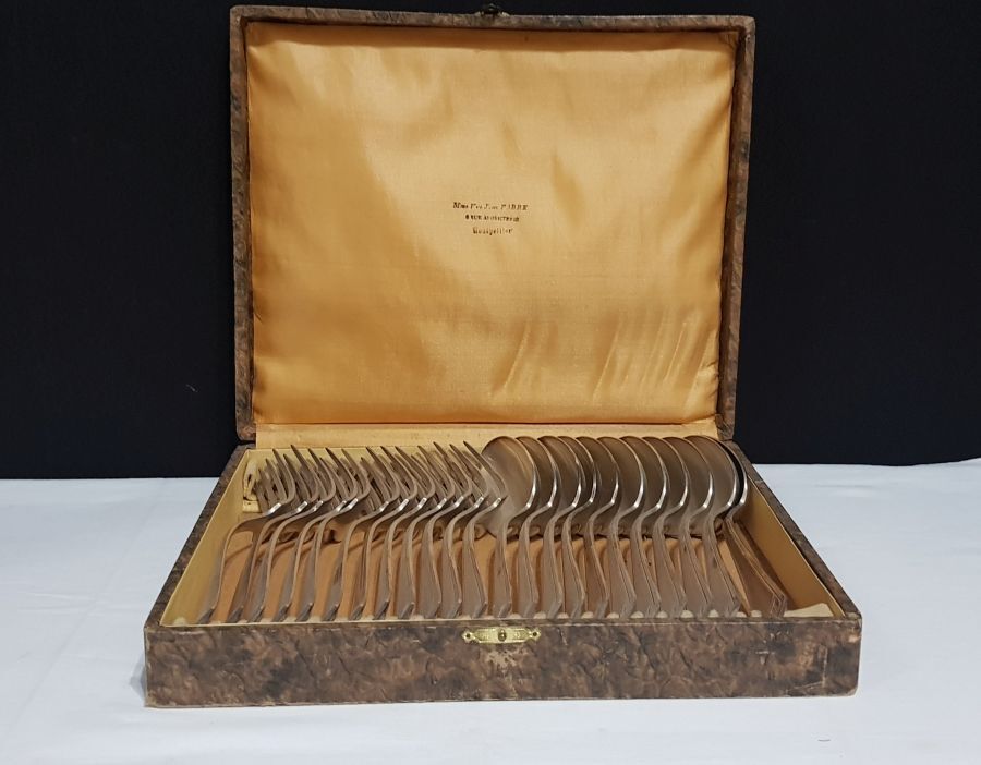 23-piece silver metal art deco cutlery set