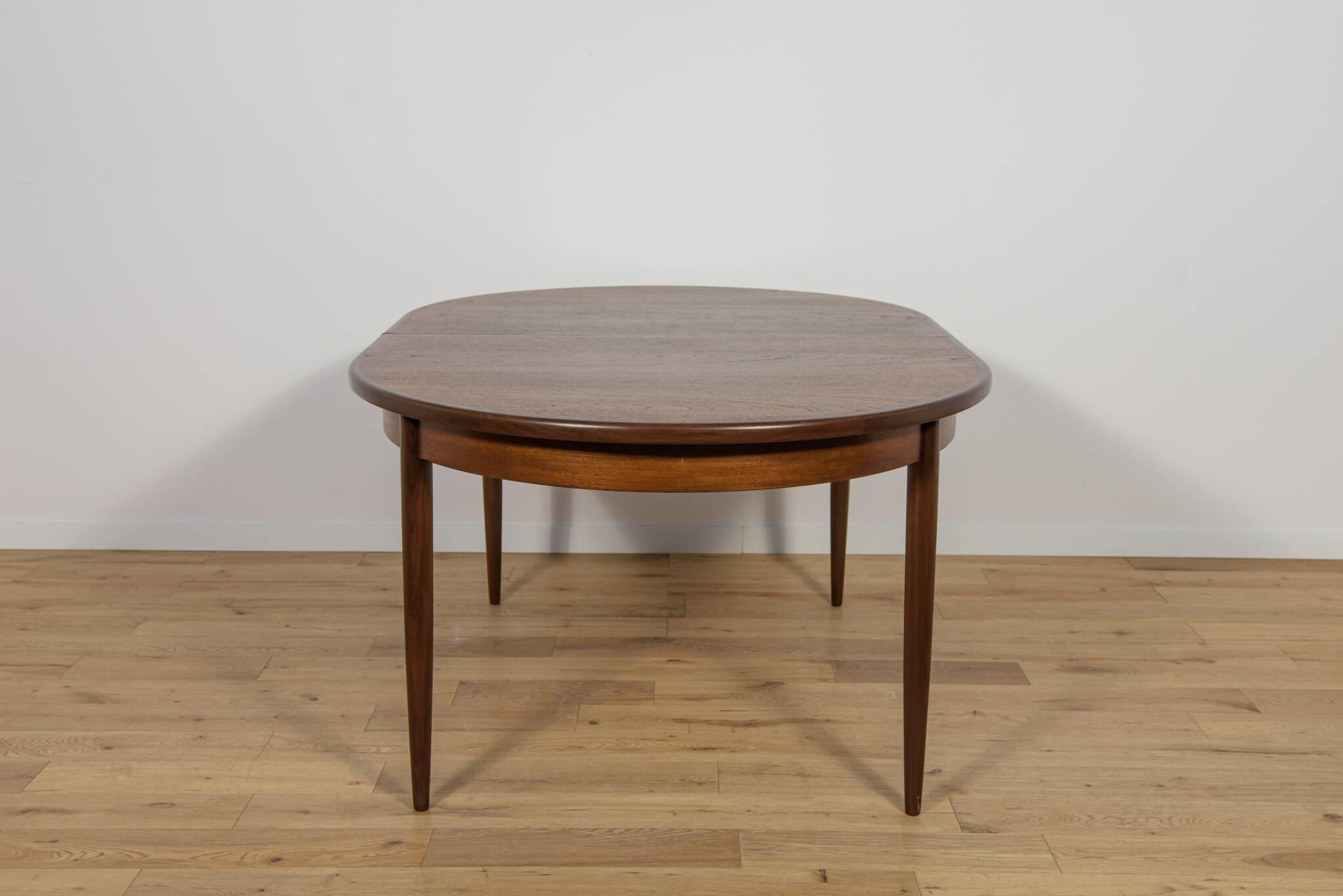 Mid-Century Oval Dining Table in Teak from G-Plan, United Knigdom, 1960s