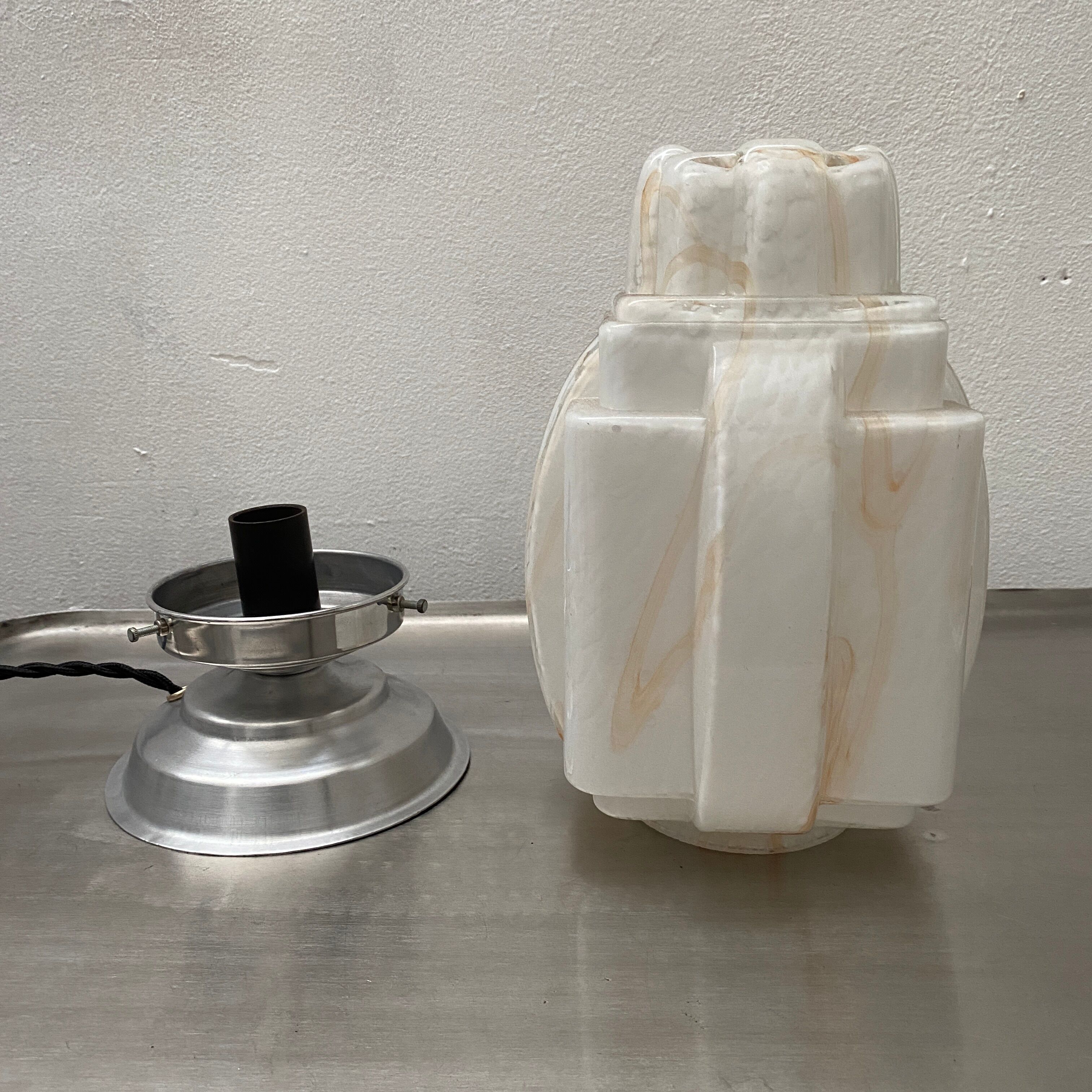 Skyscraper lamp Art deco