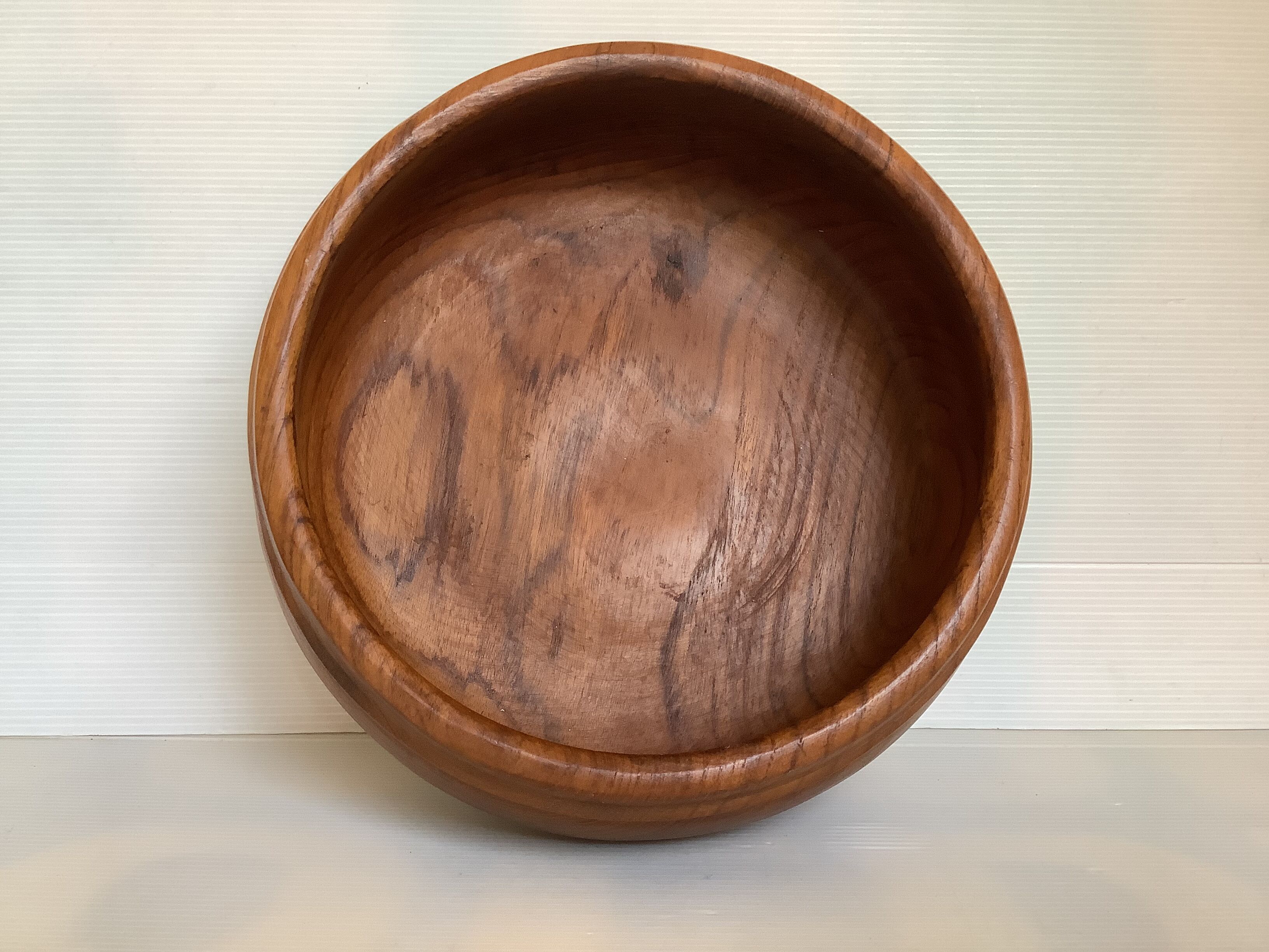 Large exotic teak wood salad bowl