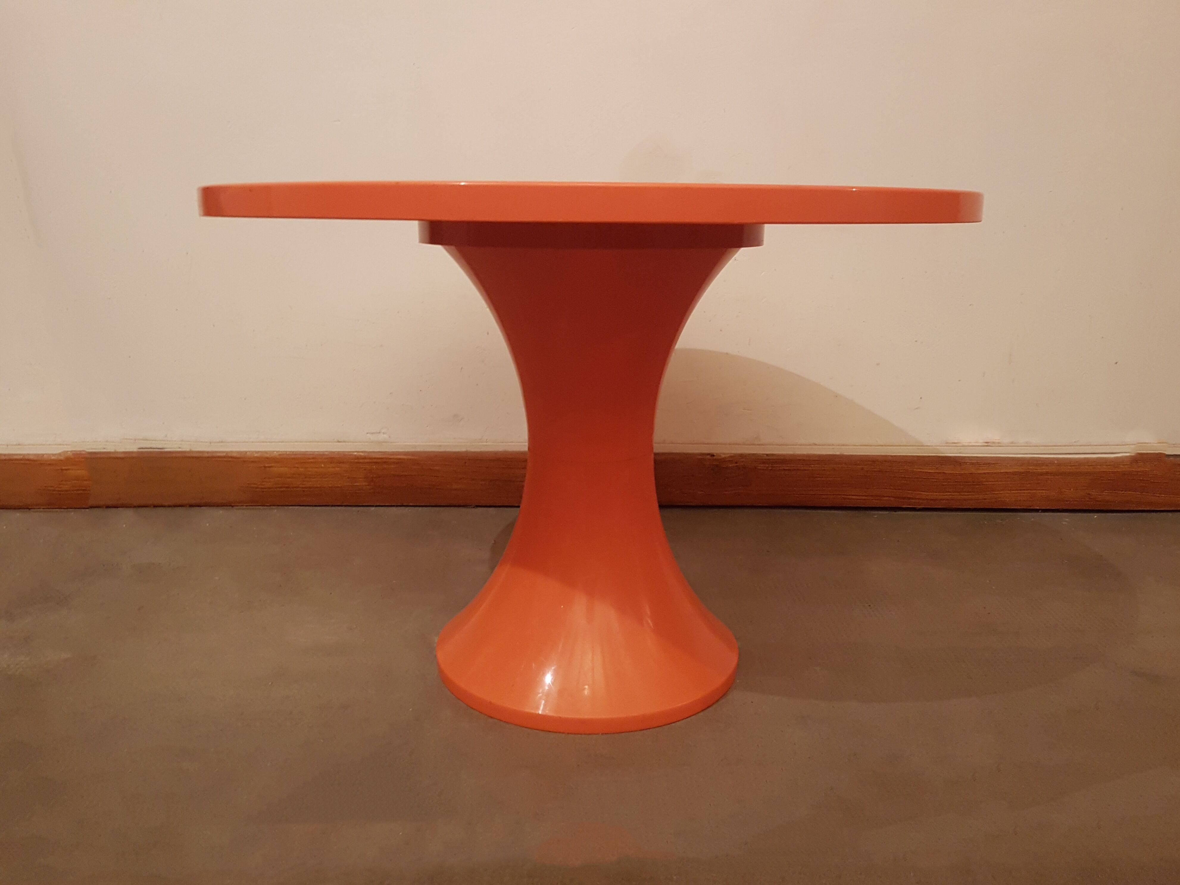 Children's lounge with 2 zorro chairs for meurop