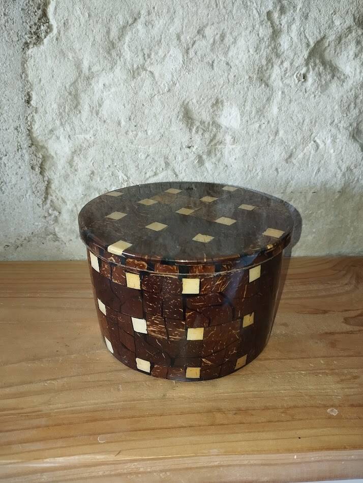 Vintage marquetry wooden jewellery box, velvet interior – 1950s/70s