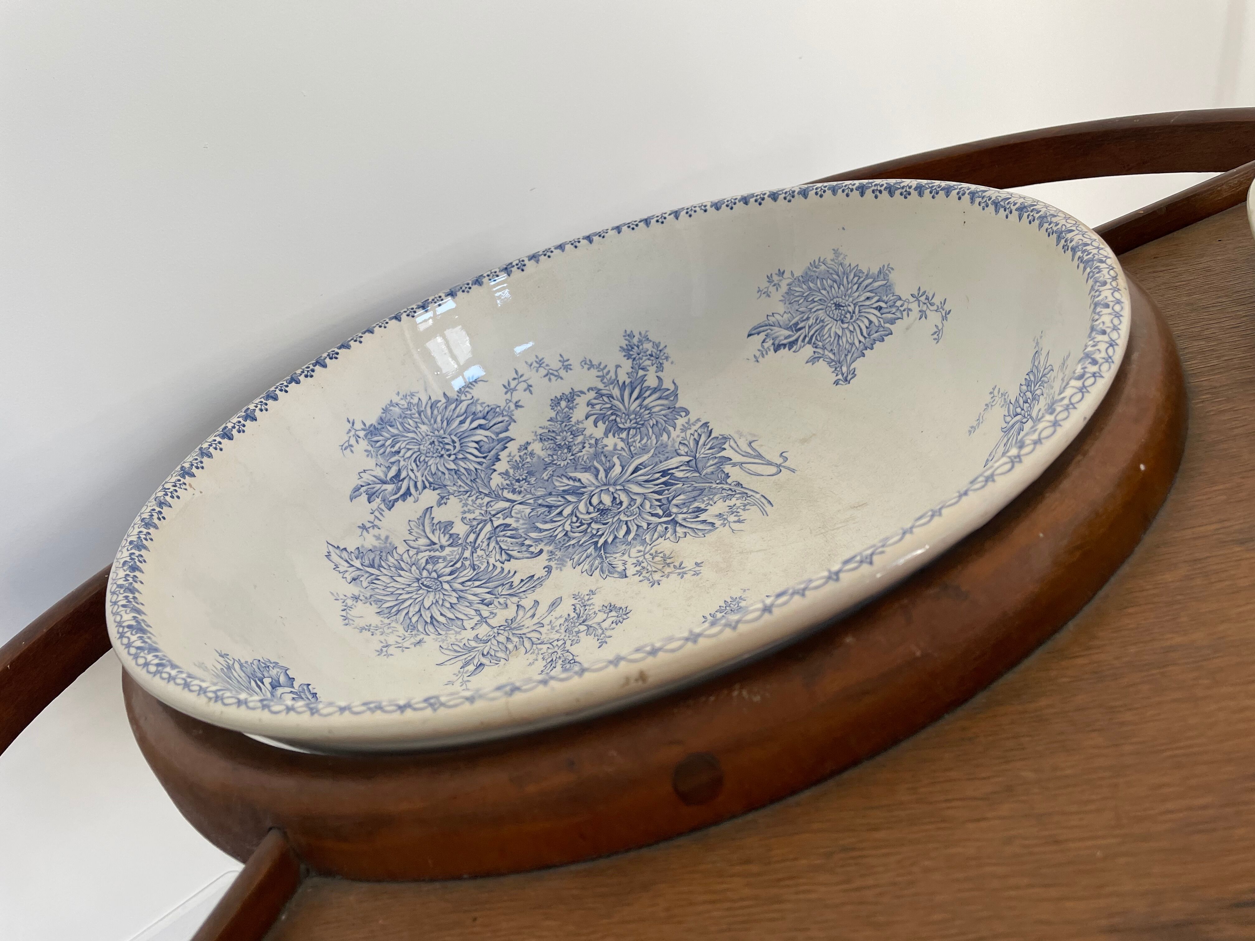 Meuble de toilette barbière Baumann 1920 avec nécessaire de toilette Onnaing