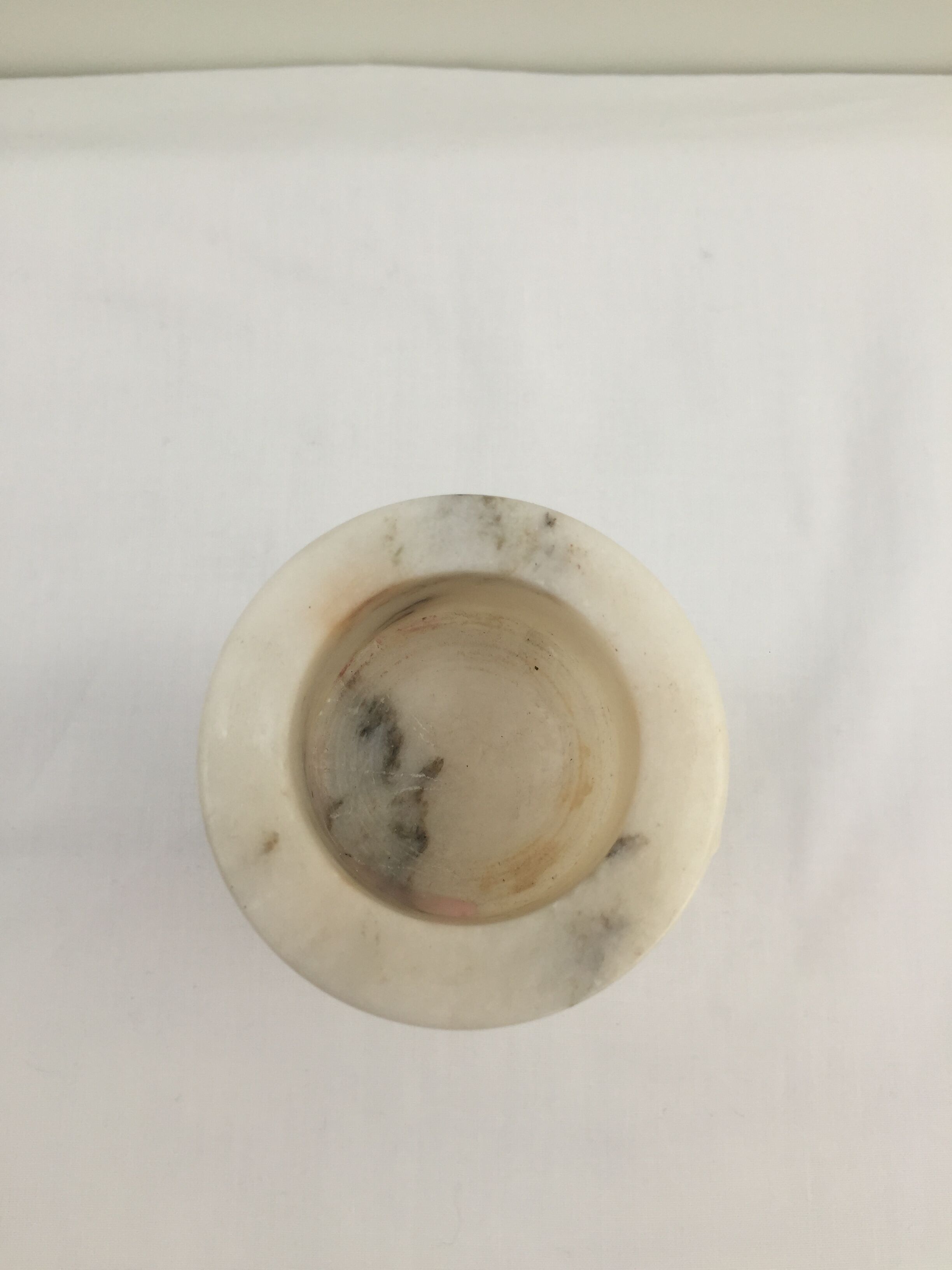 Lot of white marble object - 2 boxes and 1 candlestick