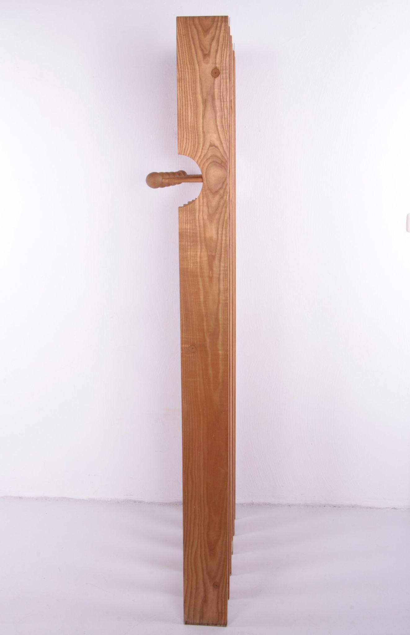 Arspect-Spectrum Coat rack Rare edition 1974, Essen wood Netherlands