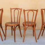 Chaise bistrot gaufrée par les éditions Baumann