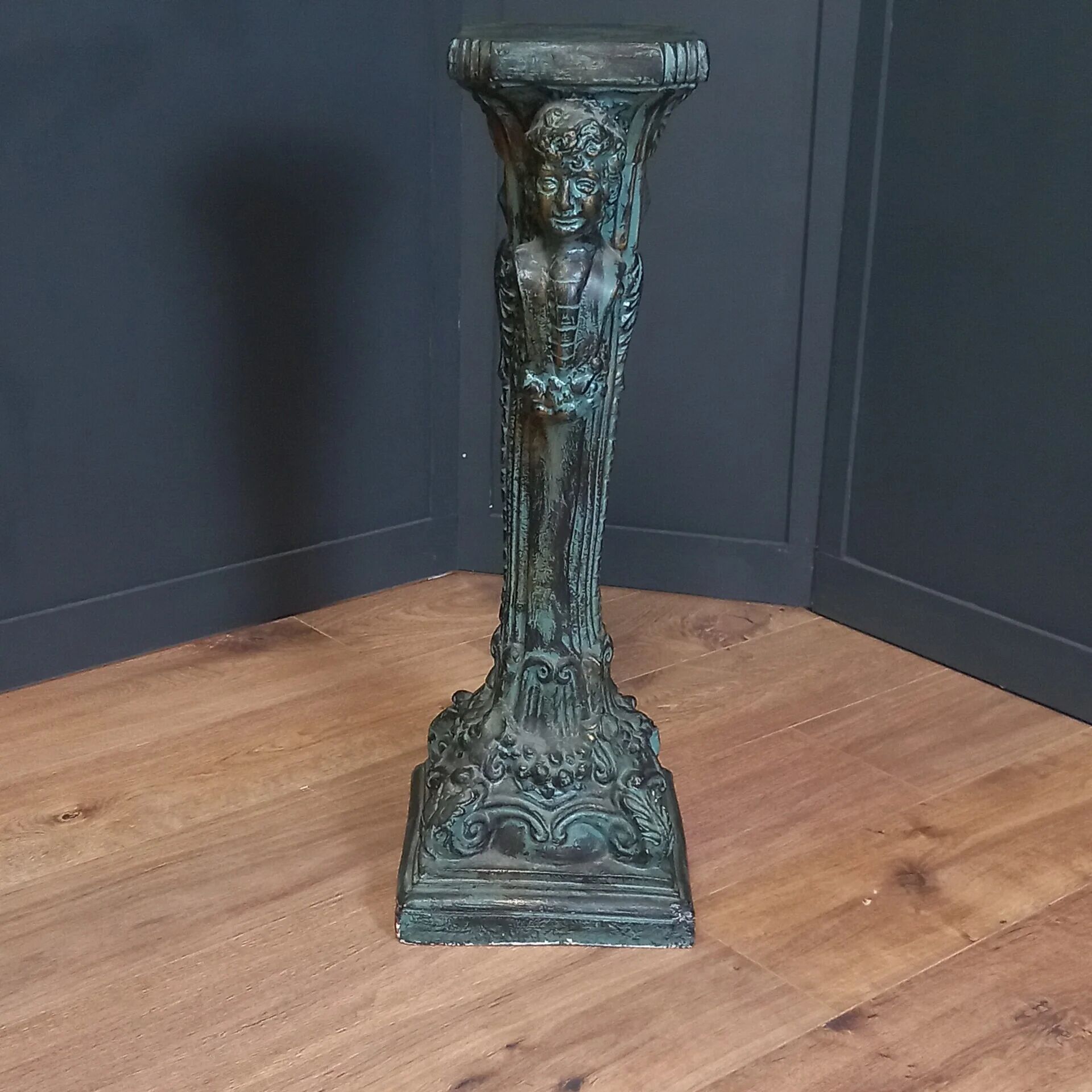 Antique ceramic column faux bronze
