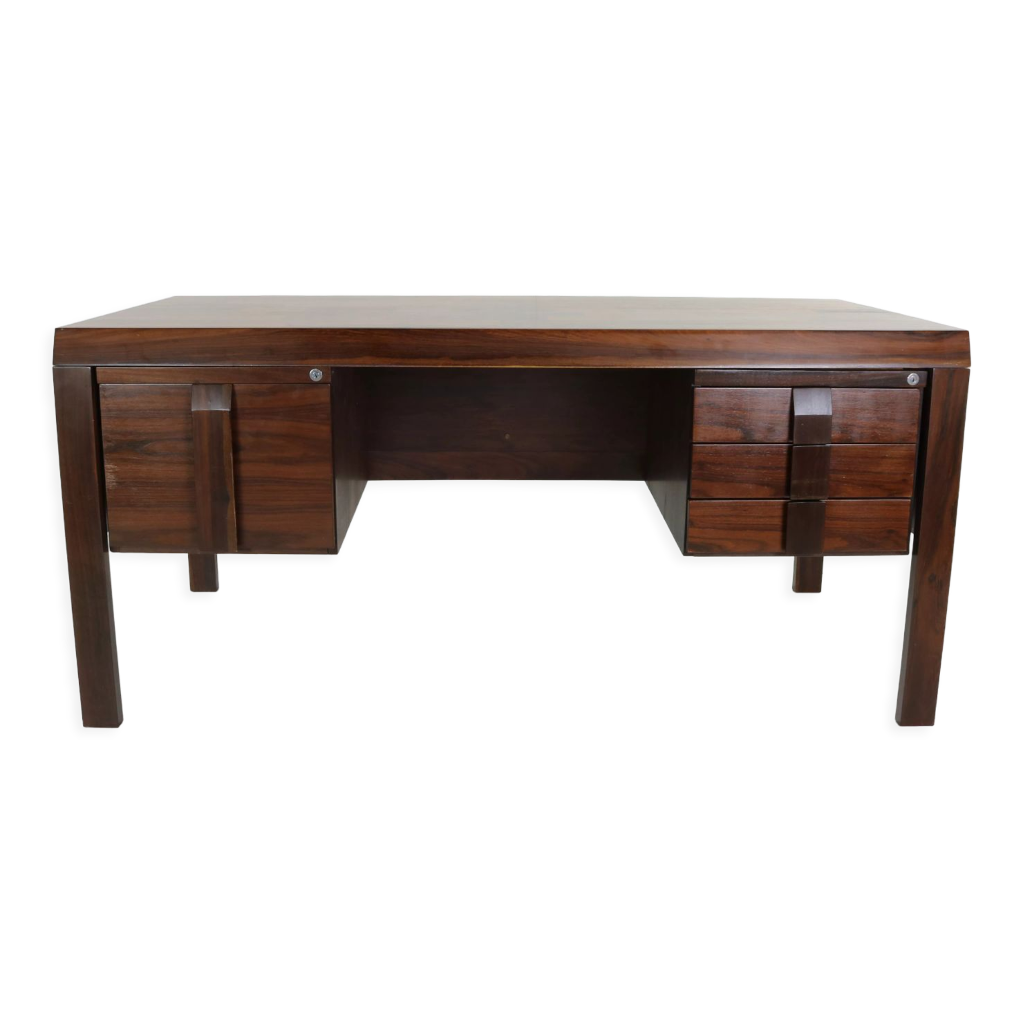 Sixties Brasilian jacaranda superb design desk by Jean Gillon for Italma
