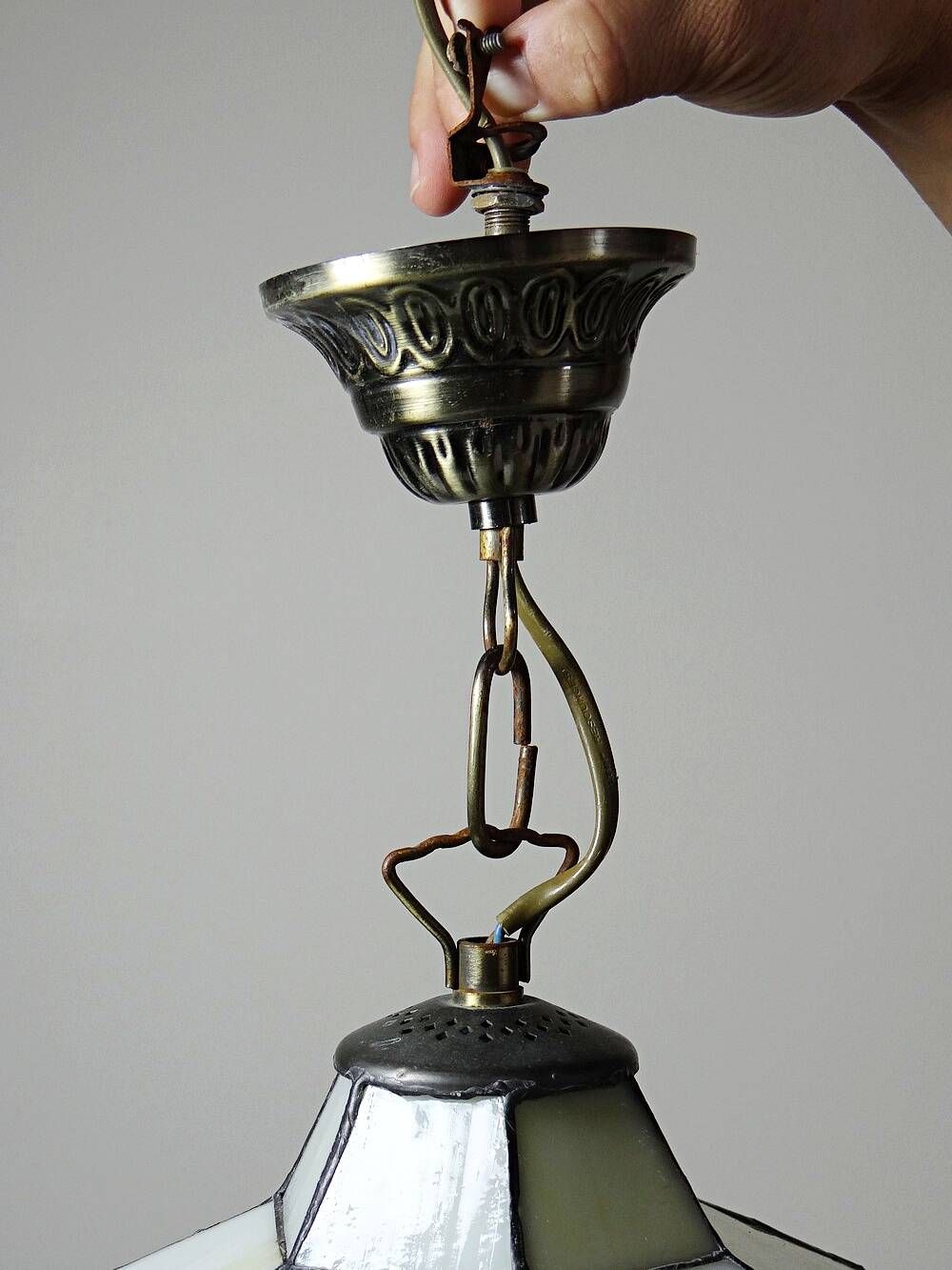 Large vintage suspension Artistar in Tiffany stained glass style, circa 1998.